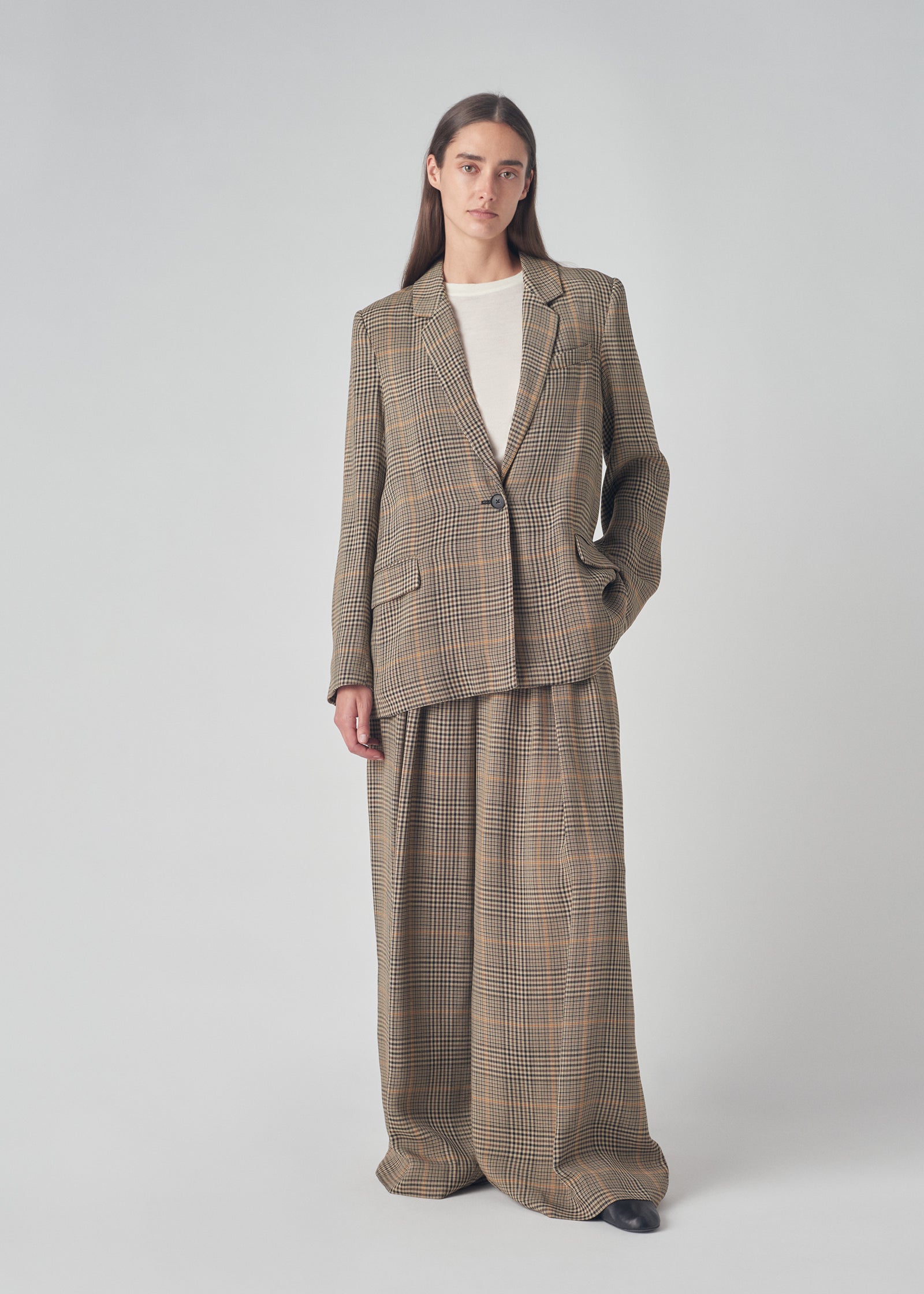 Boyfriend Blazer in Lightweight Tweed  - Brown Plaid - CO Collections