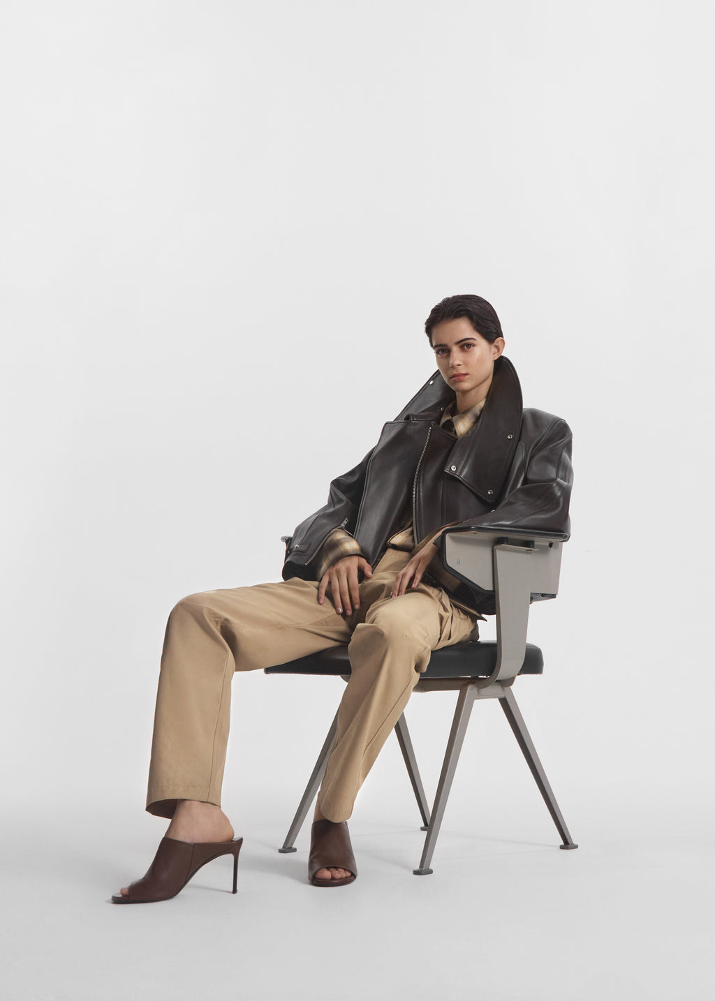 Flying Collar Moto Jacket in Leather - Chocolate - CO
