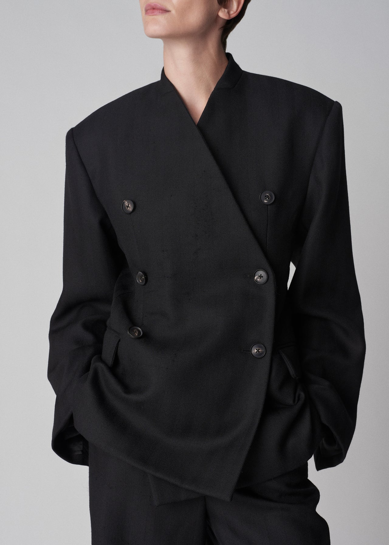 Collarless Blazer in Virgin Wool - Black Herringbone