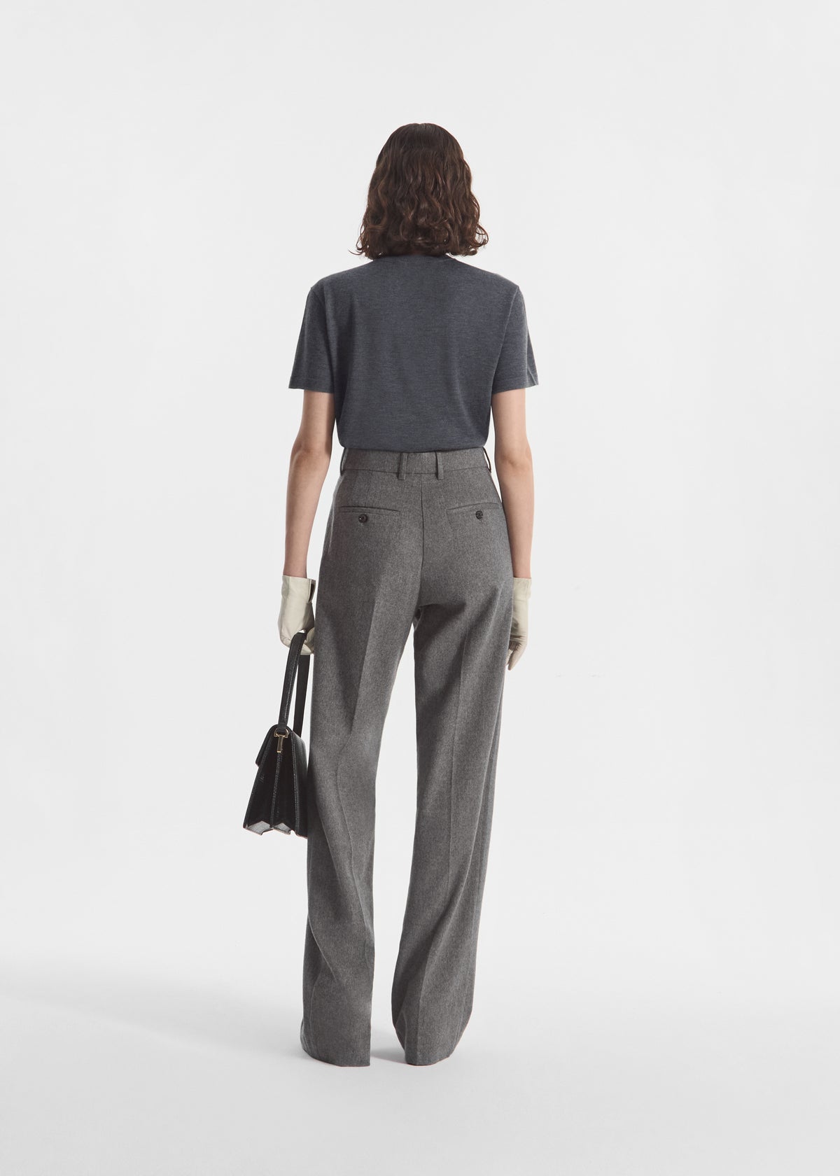 T-Shirt in Fine Cashmere - Grey, image 3 of 4