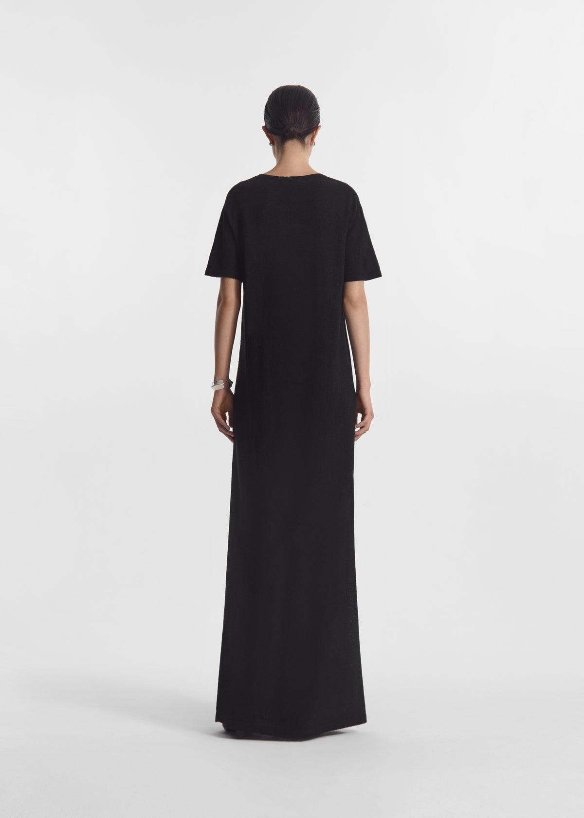 T-Shirt Dress in Silk Linen - Black, image 4 of 5