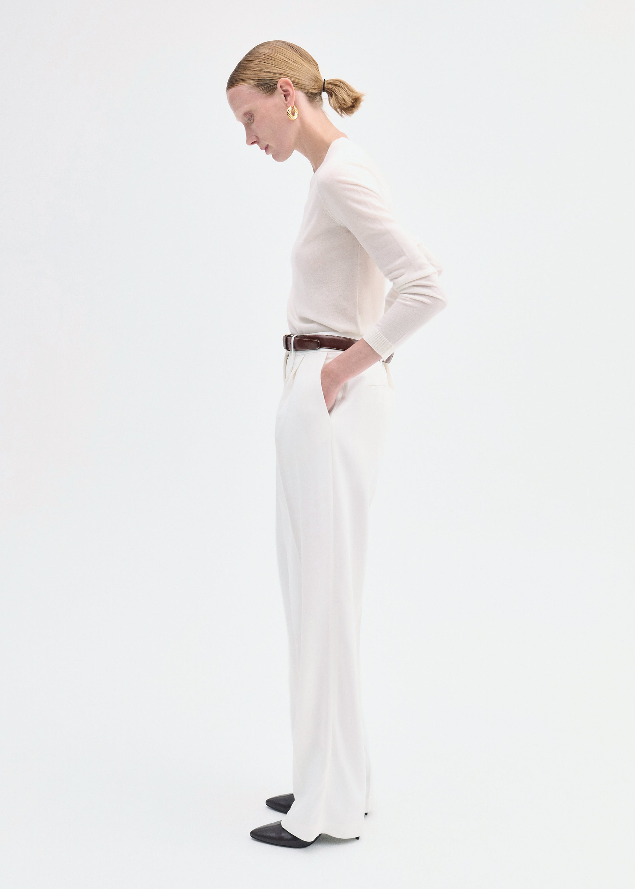 Long Sleeve Crew in Fine Cashmere - Ivory