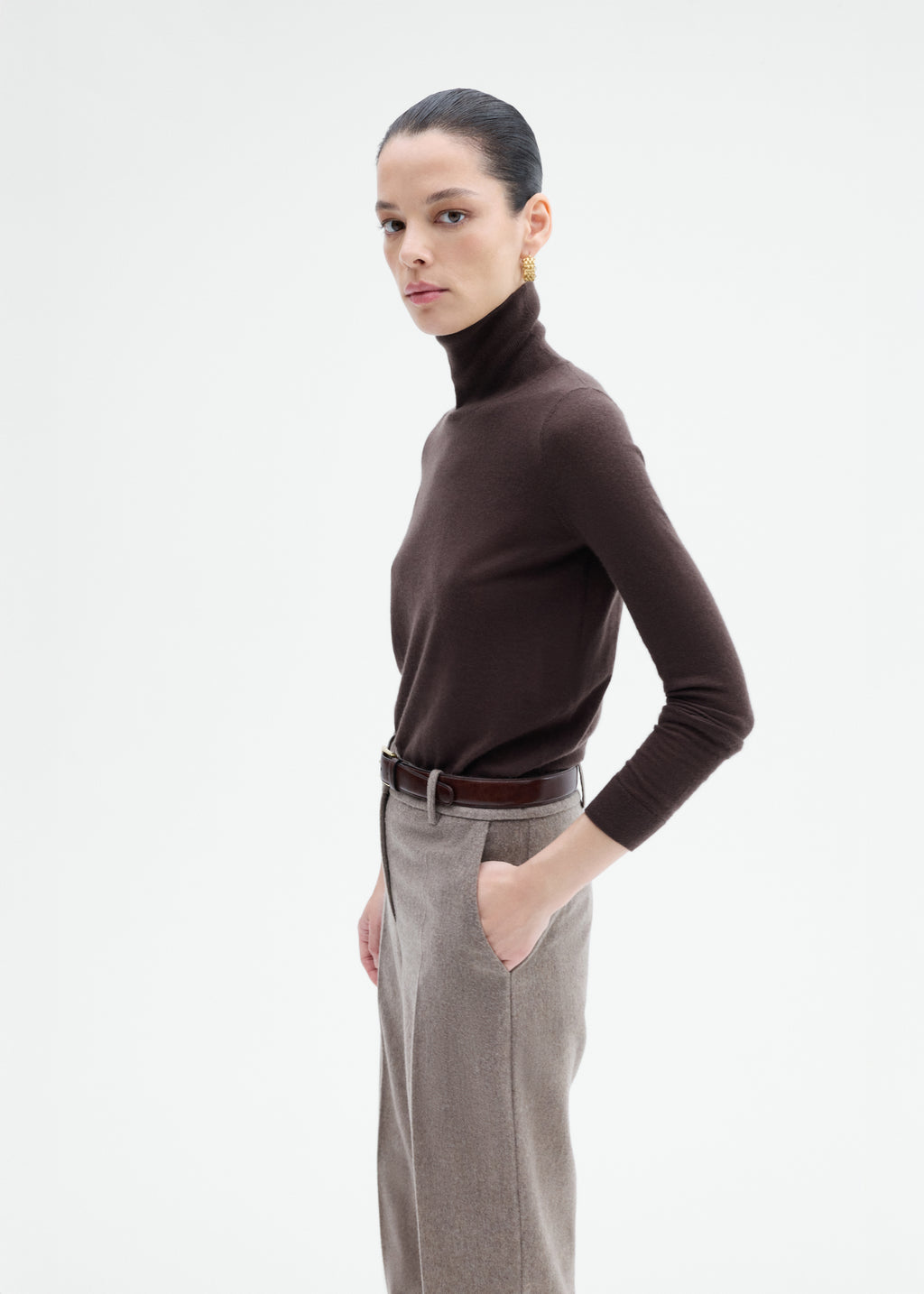 Slim Turtleneck in Fine Cashmere - Chocolate - CO