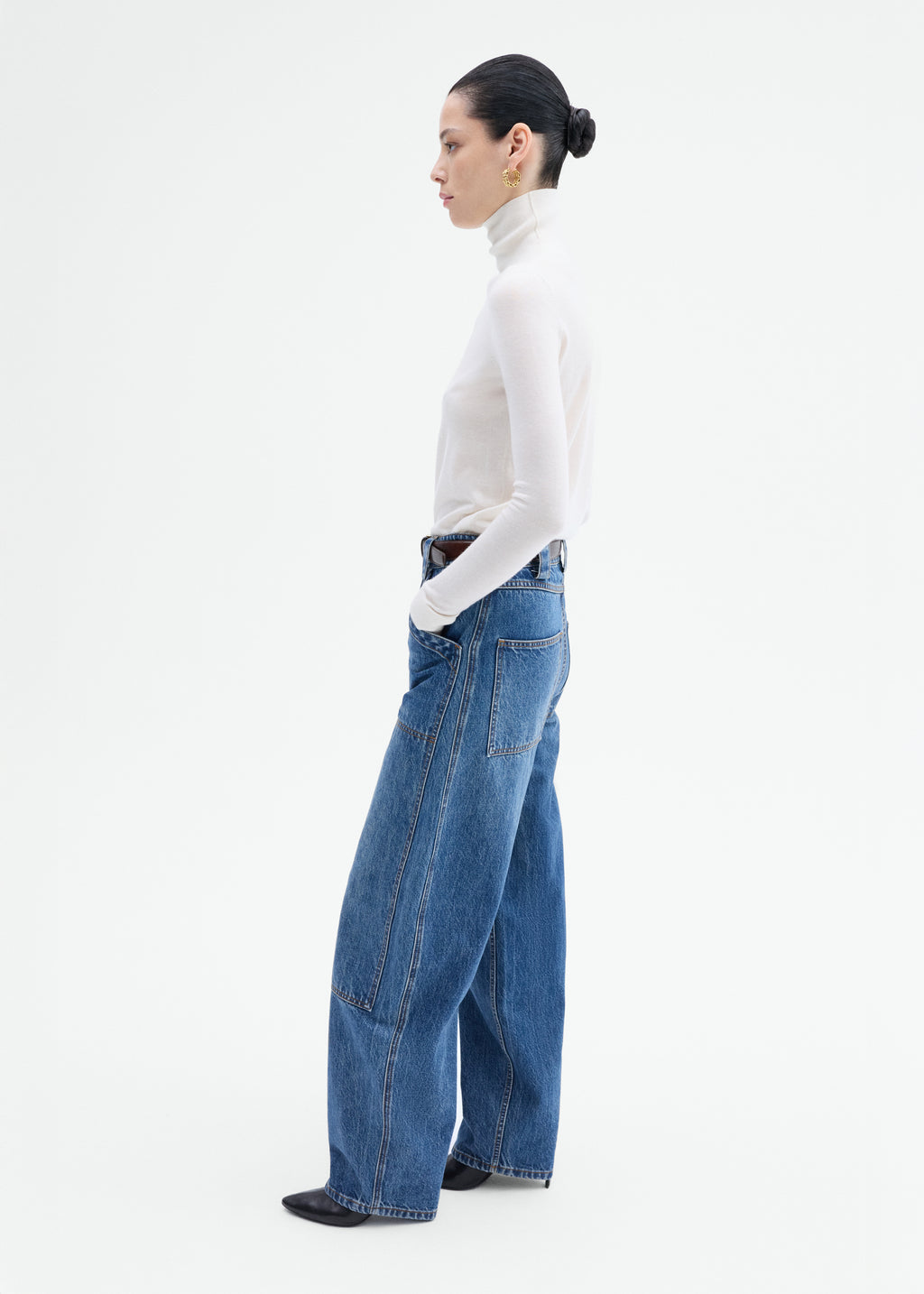 Slim Turtleneck in Fine Cashmere - Ivory - CO