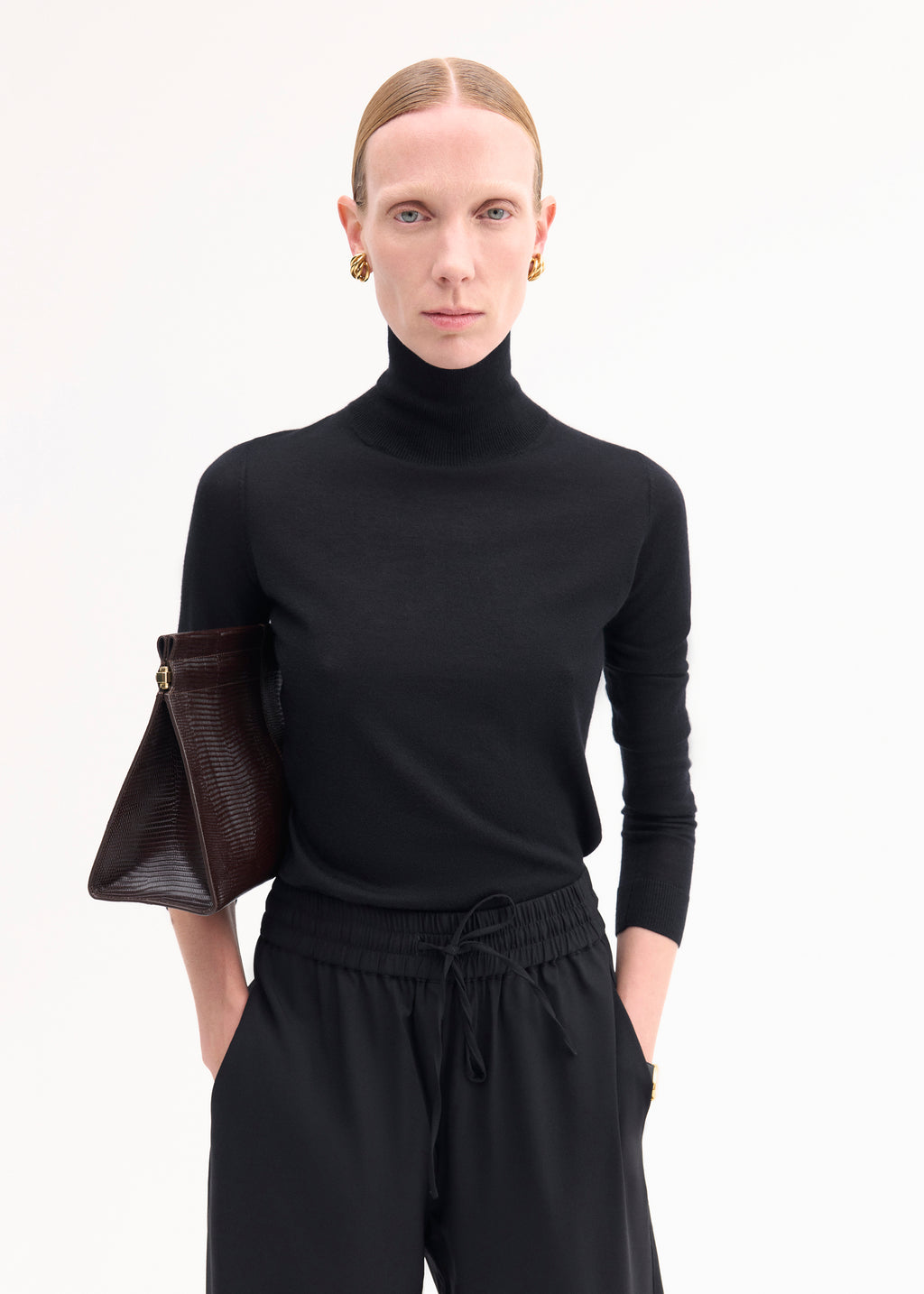 Slim Turtleneck in Fine Cashmere - Black - CO