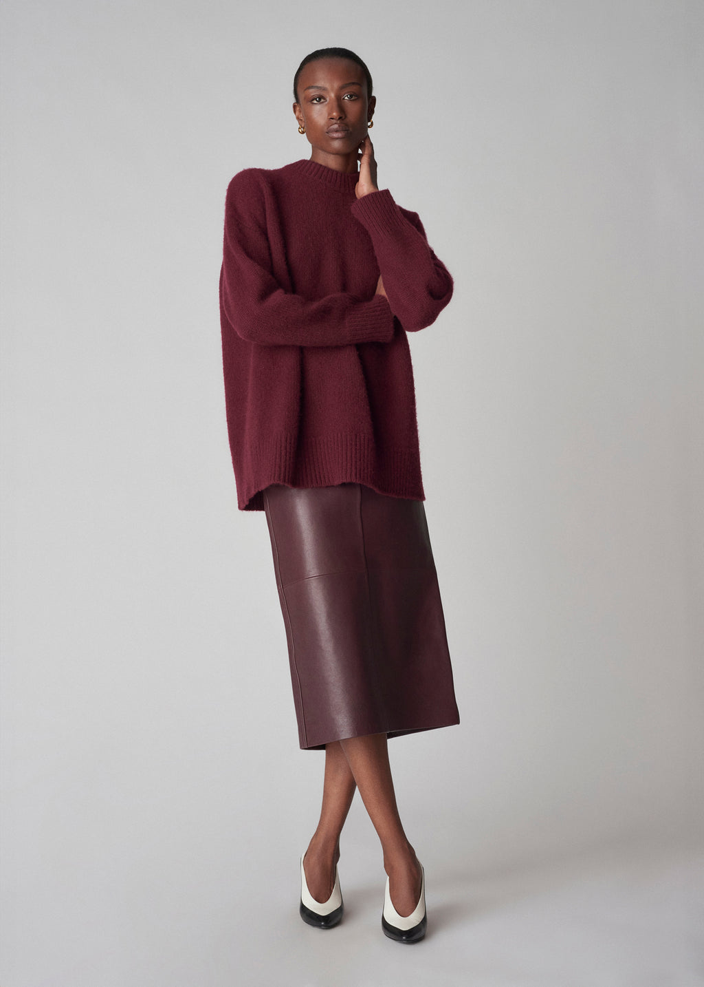 Boyfriend Crew Neck Sweater in Cashmere - Bordeaux - CO