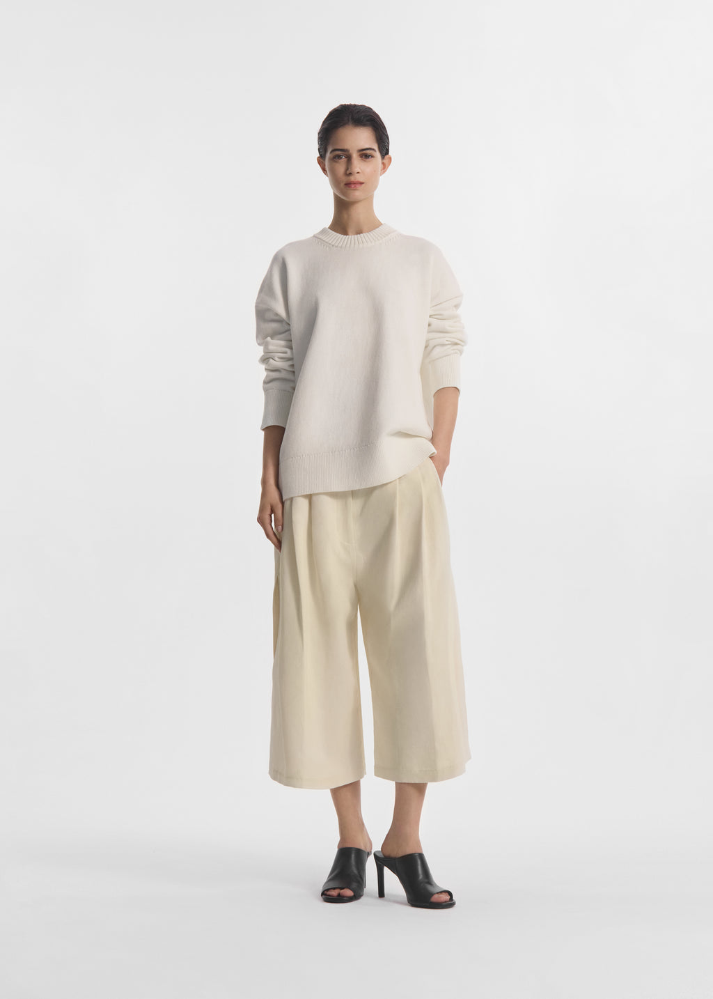 Pleated Culotte in Linen - Pearl - CO