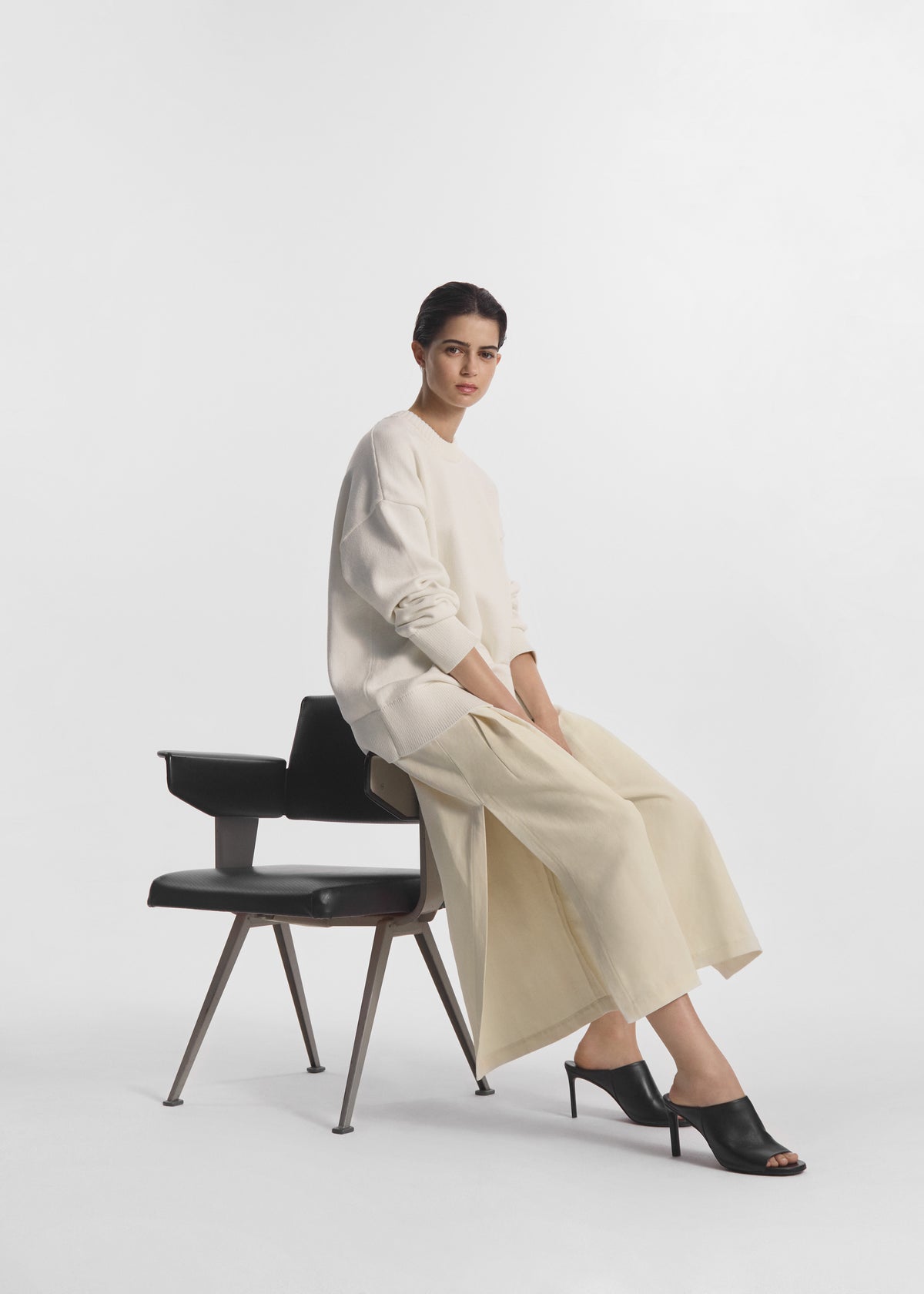 Pleated Culotte in Linen - Pearl, image 1 of 5