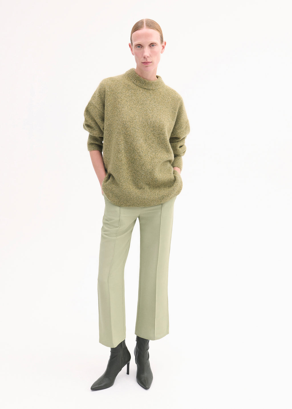 Boyfriend Sweater in Cashmere - Mossy - CO