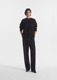 Boyfriend Crew Neck in Wool Cashmere - Black