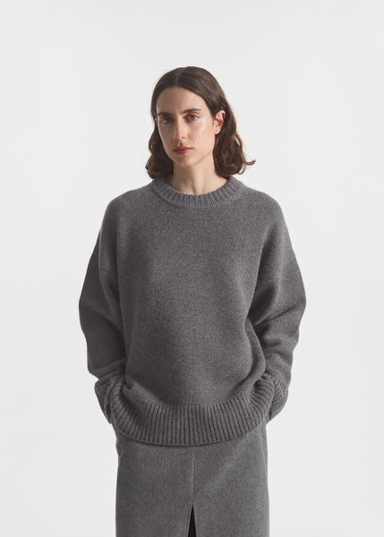 Boyfriend Crew Neck in Wool Cashmere - Grey | CO