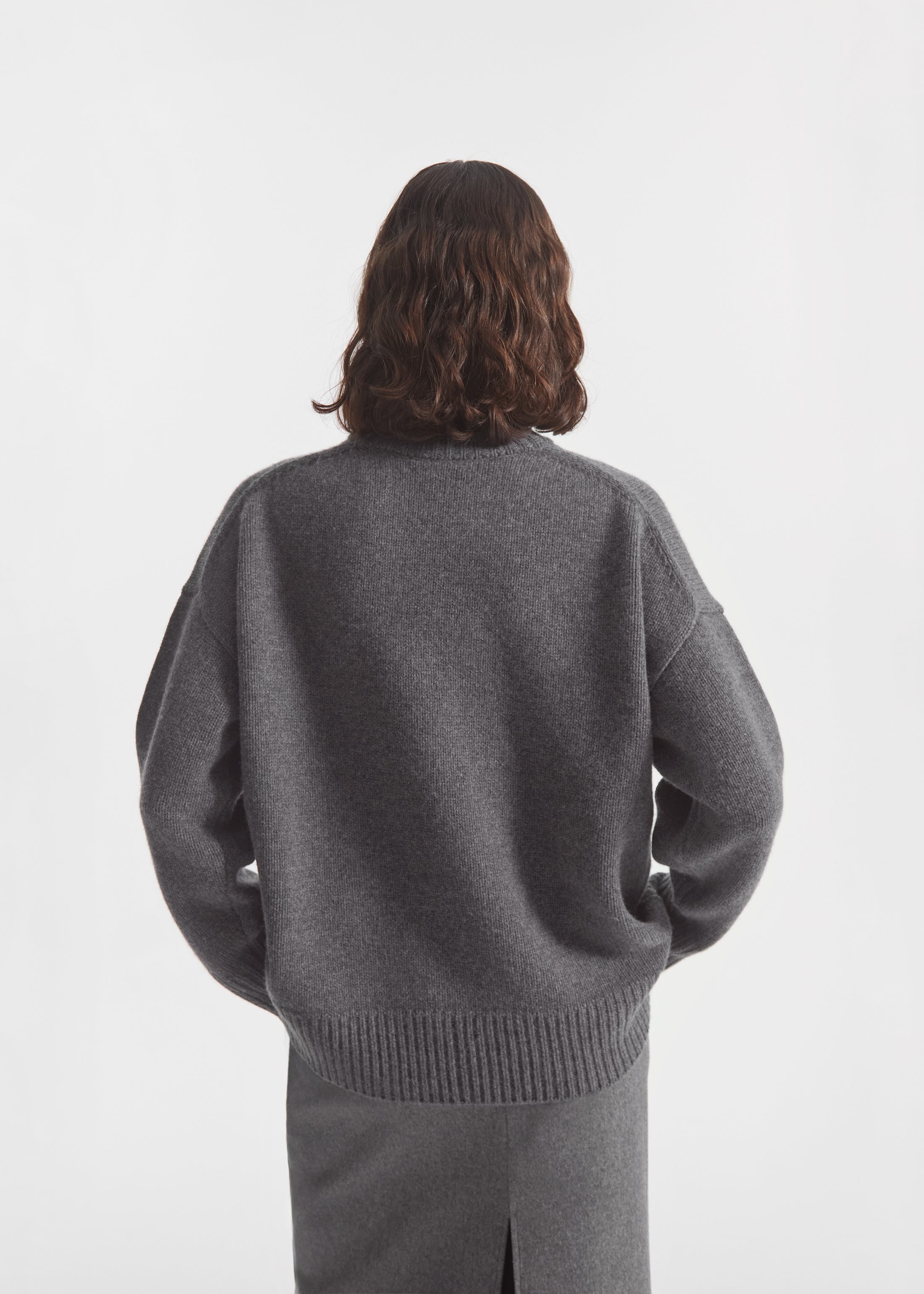 Boyfriend Crew Neck in Wool Cashmere - Grey