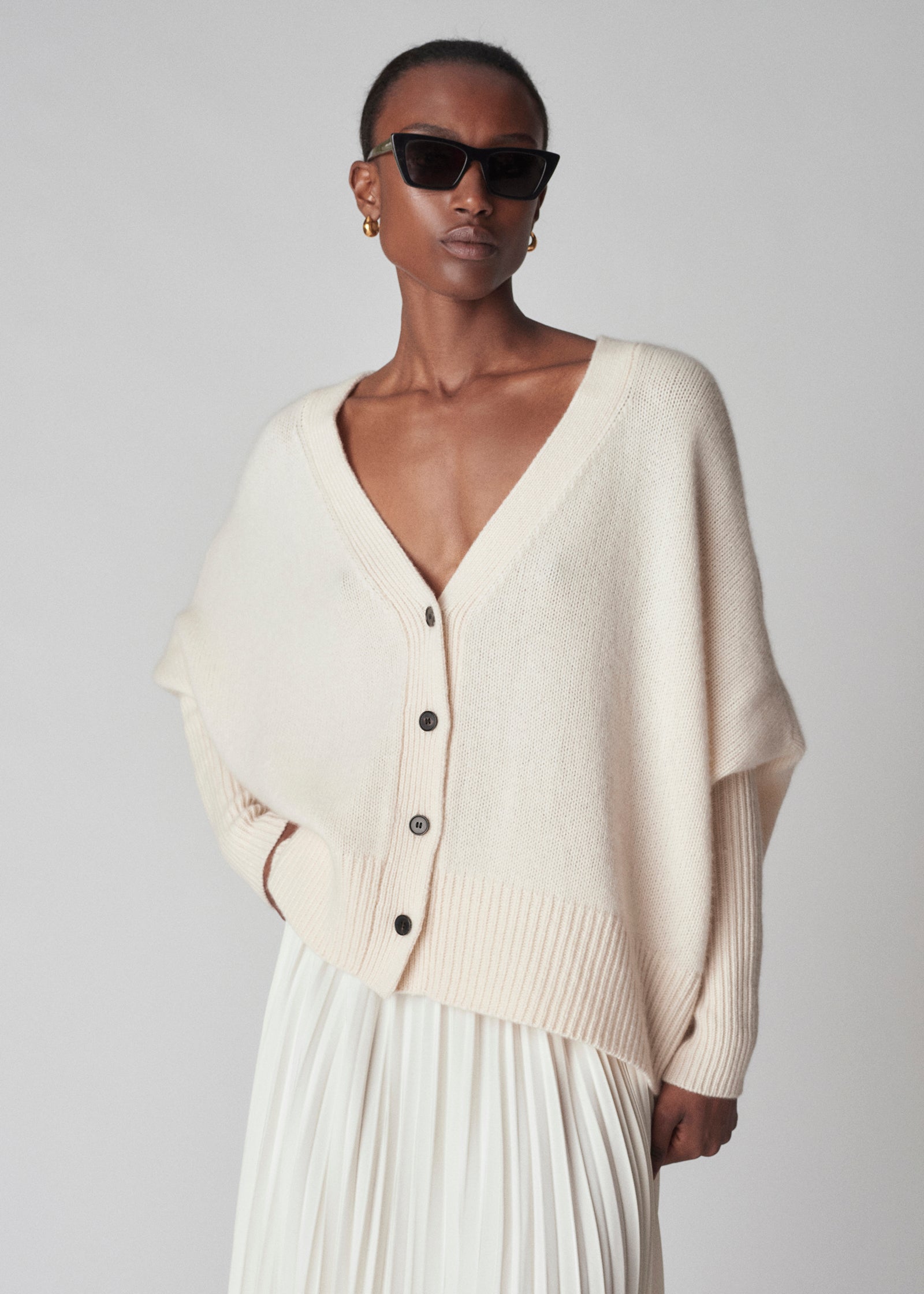 Batwing Cardigan in Cashmere - Ivory