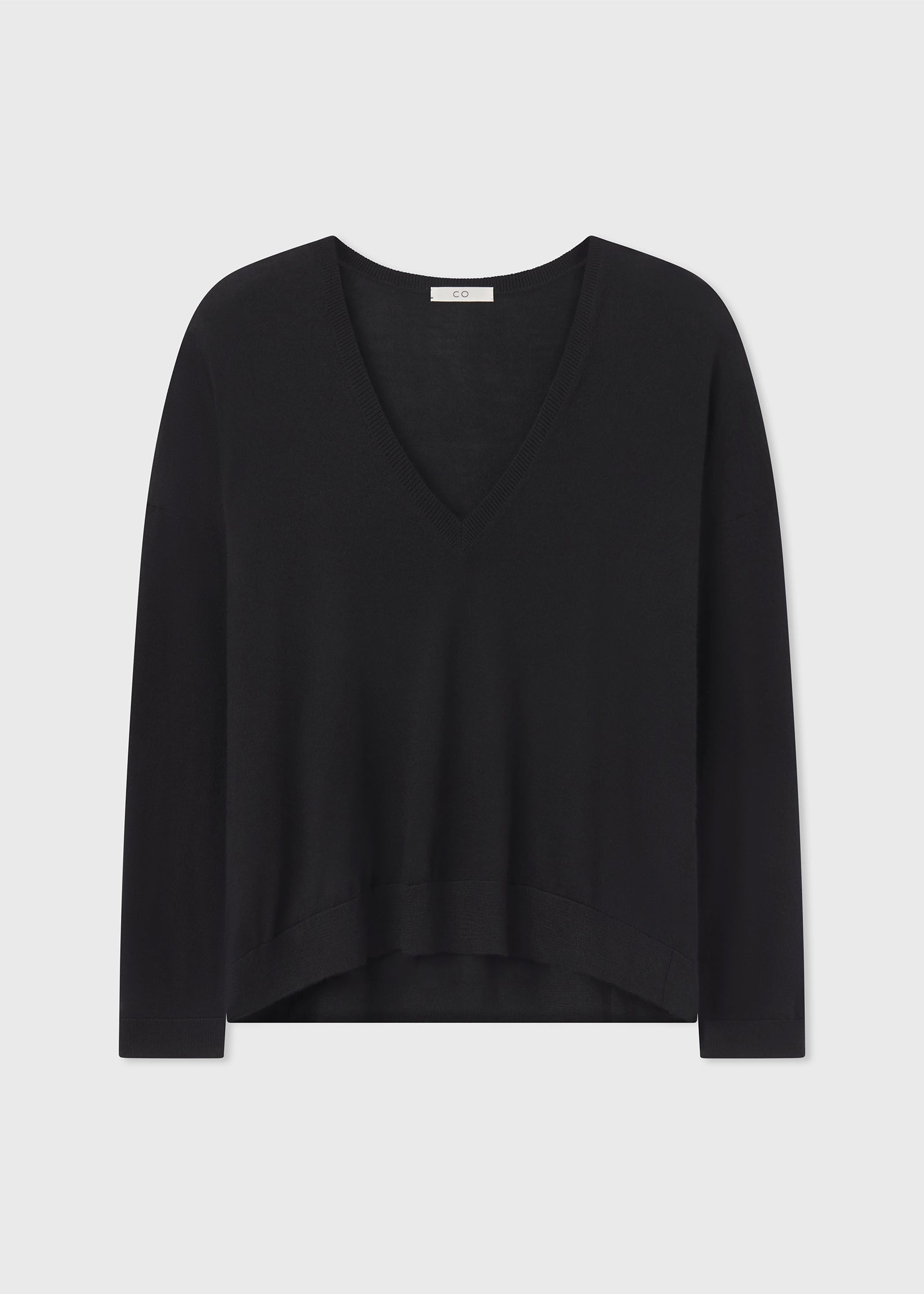 V-Neck Sweater in Fine Cashmere - Black