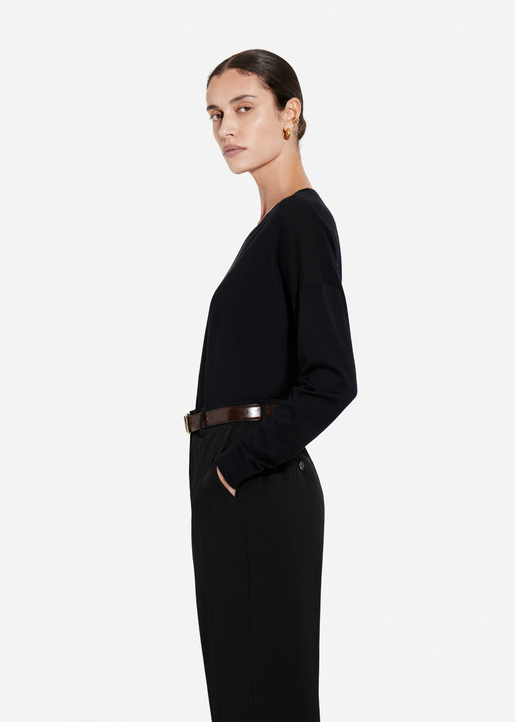 V-Neck Sweater in Fine Cashmere - Black - CO