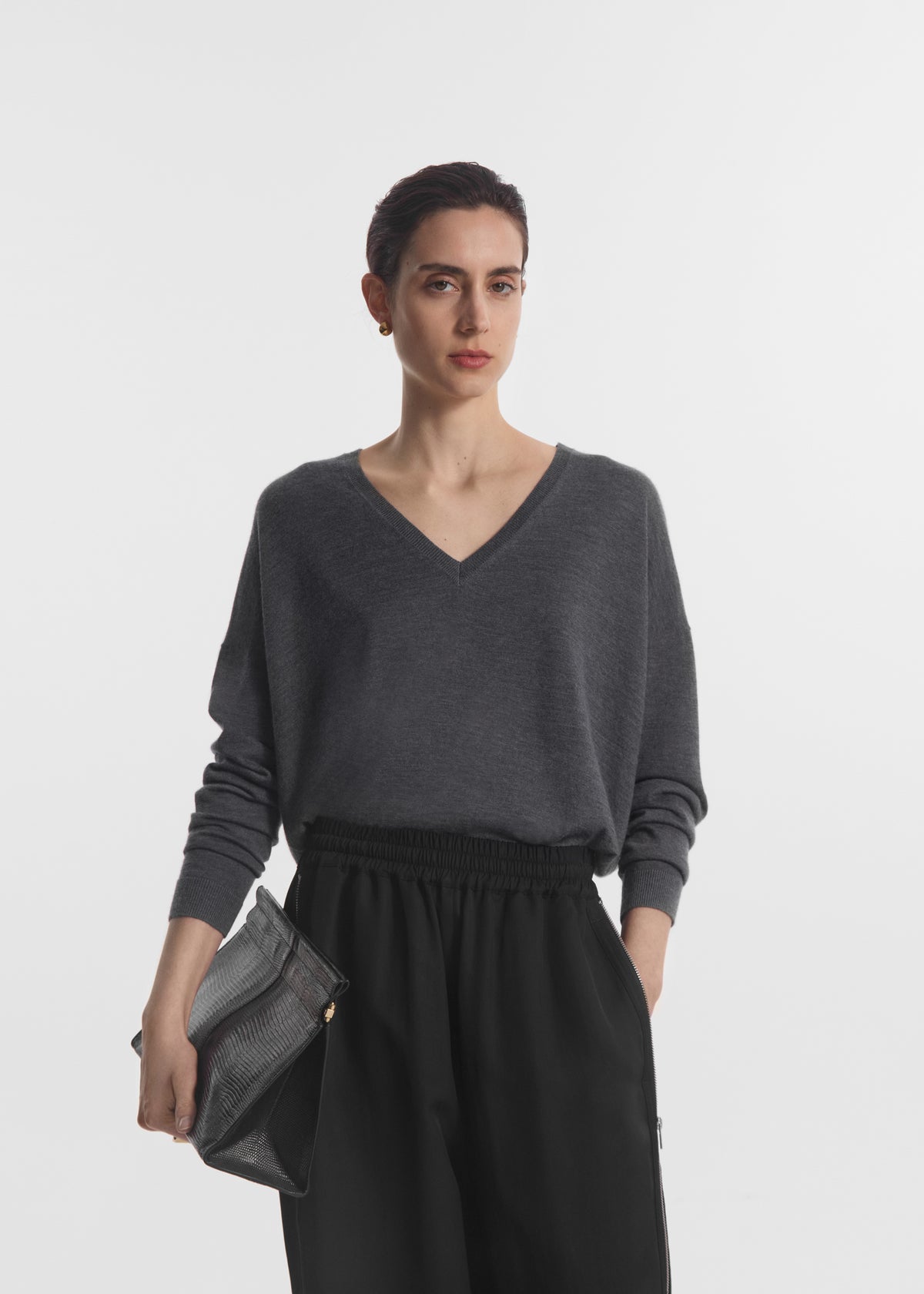 V-Neck Sweater in Fine Cashmere - Grey, image 1 of 4