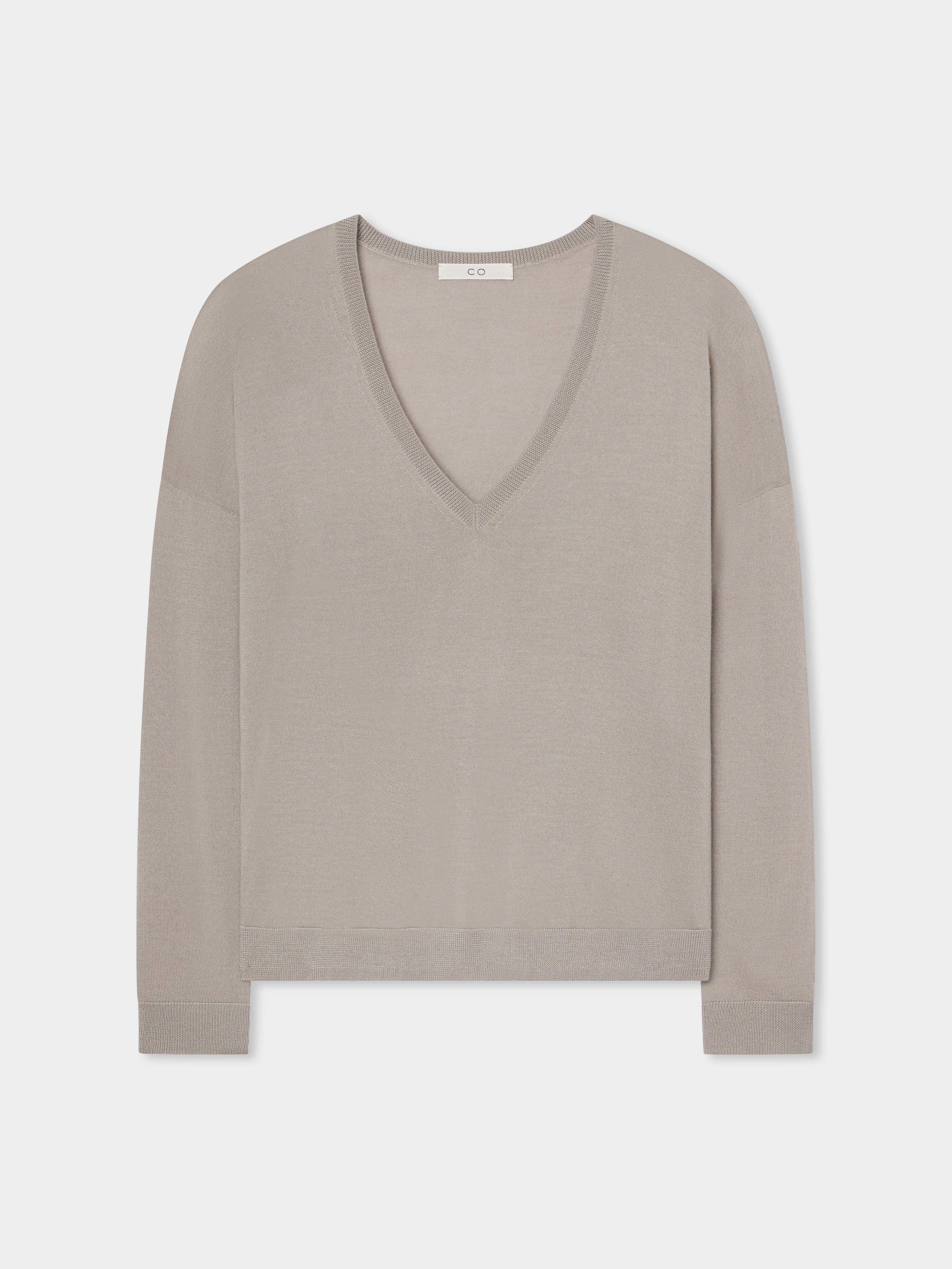 V-Neck Sweater in Fine Cashmere - Stone