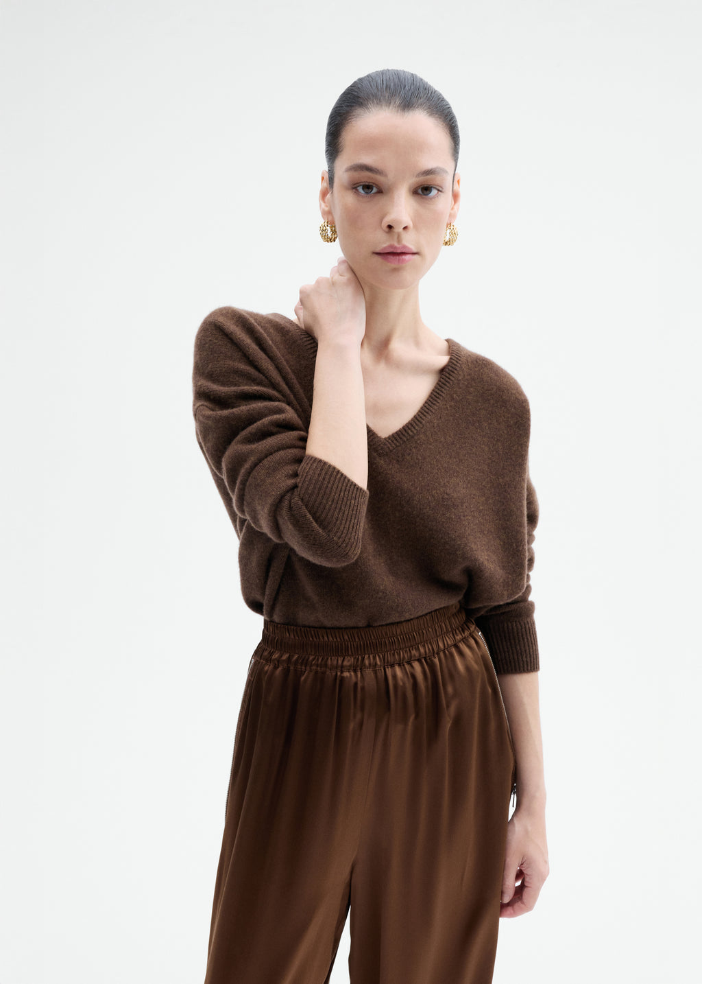 V-Neck Sweater in Cashmere - Brown - CO
