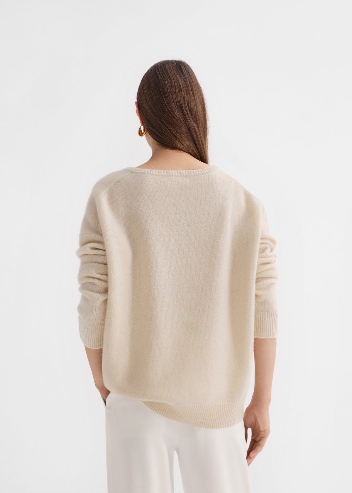 V-Neck Sweater in Fine Cashmere - Wheat, image 2 of 3