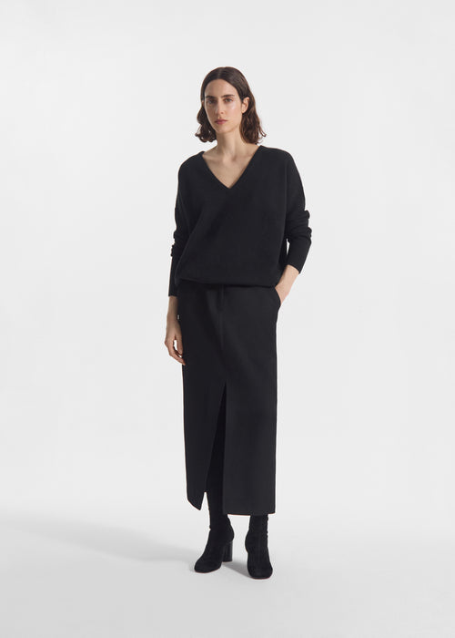 V-Neck Sweater in Cashmere - Black, image 1 of 4