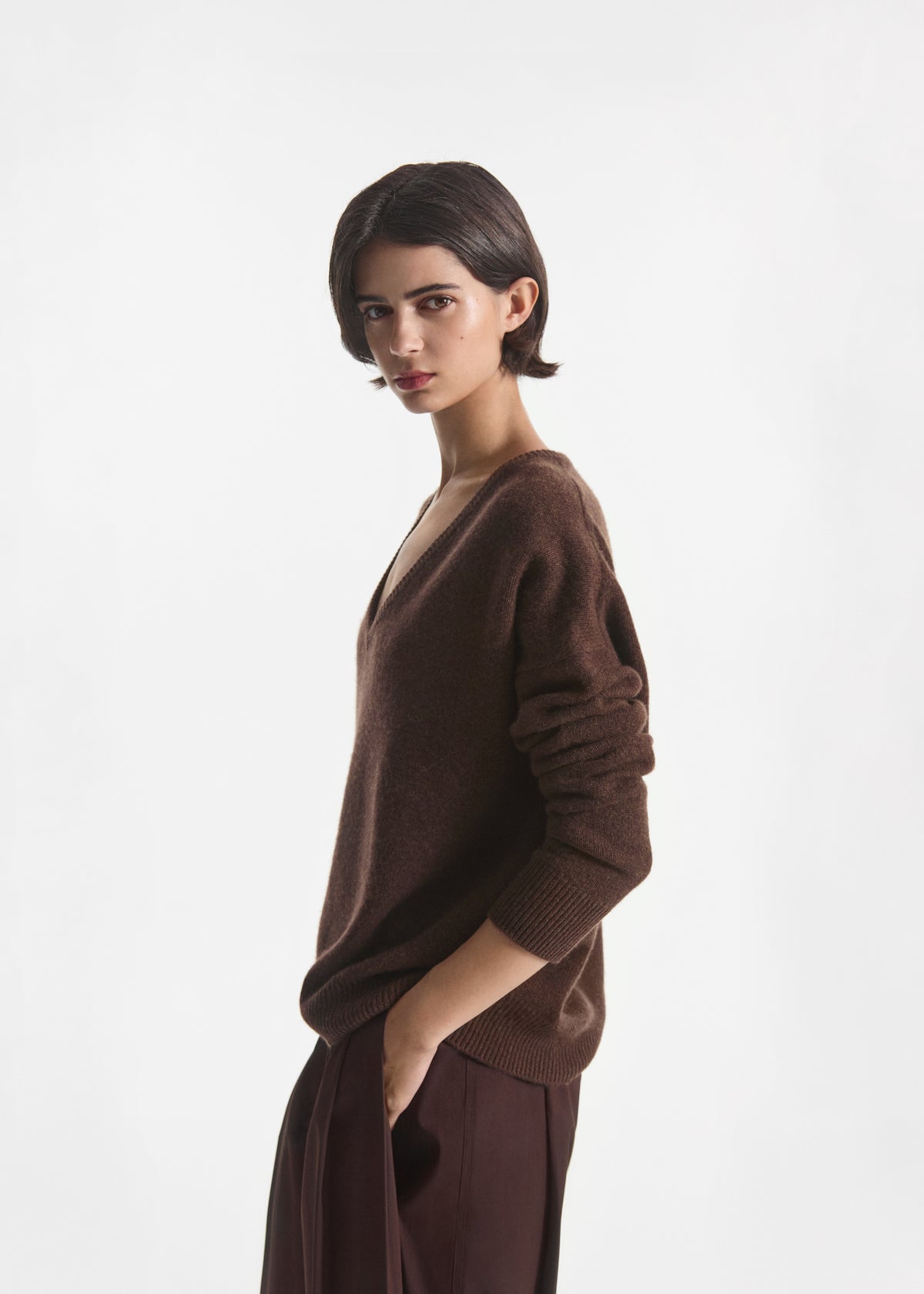 V-Neck Sweater in Cashmere - Brown, image 1 of 4