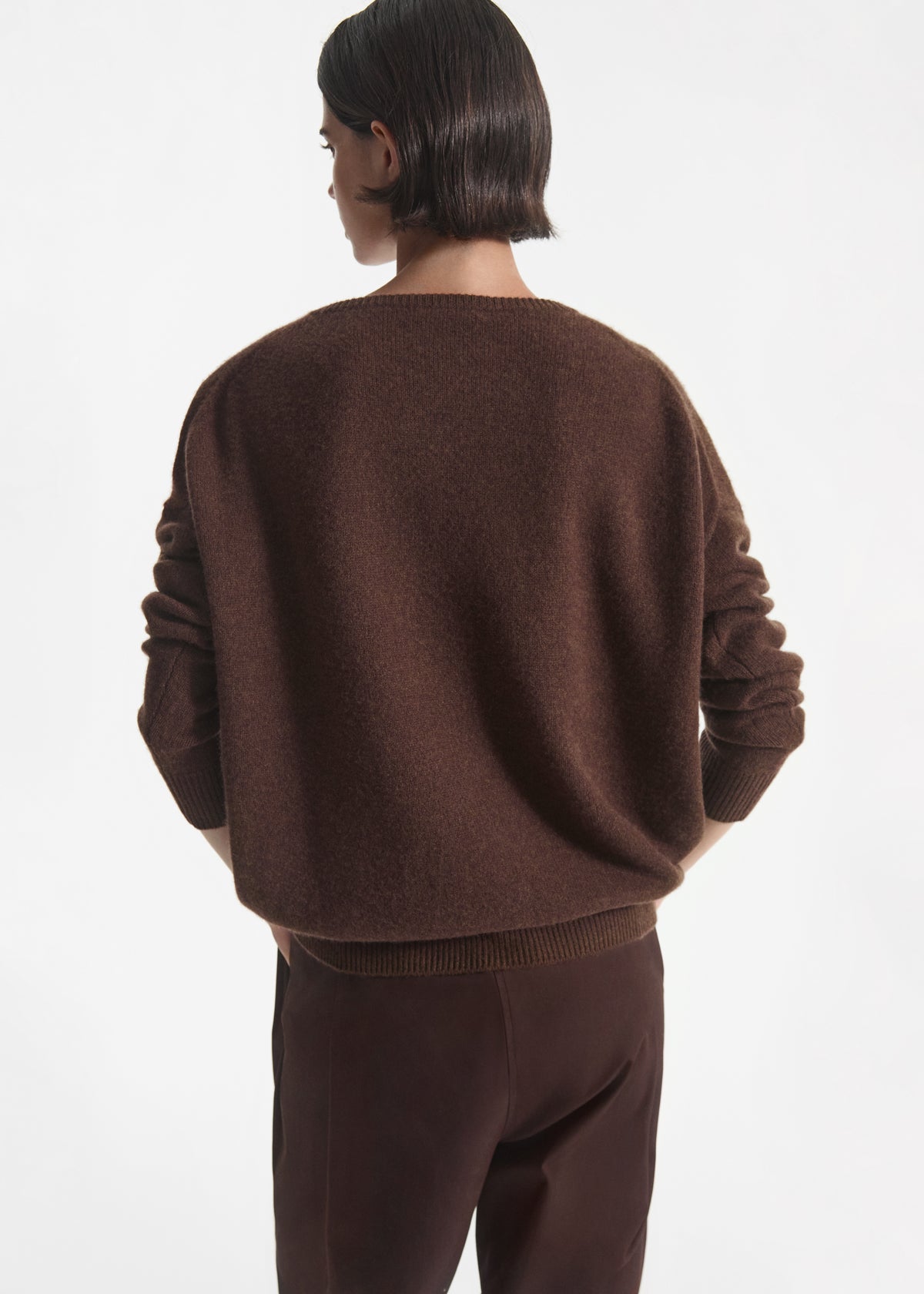 V-Neck Sweater in Cashmere - Brown, image 2 of 4