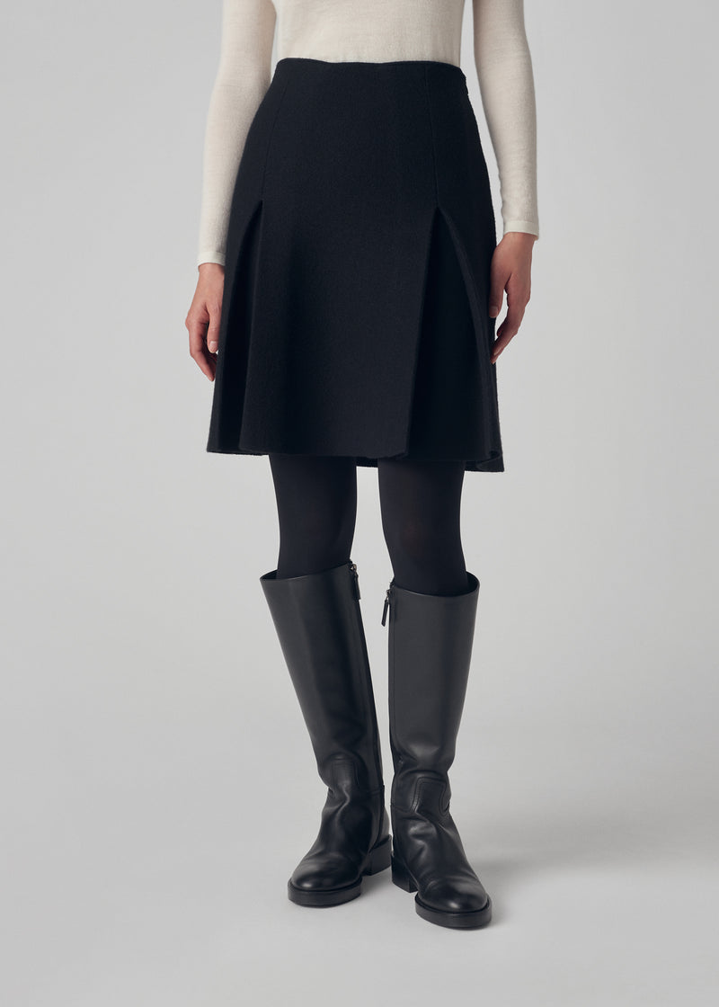 Compact Knit Skirt in Merino Wool - Black - CO