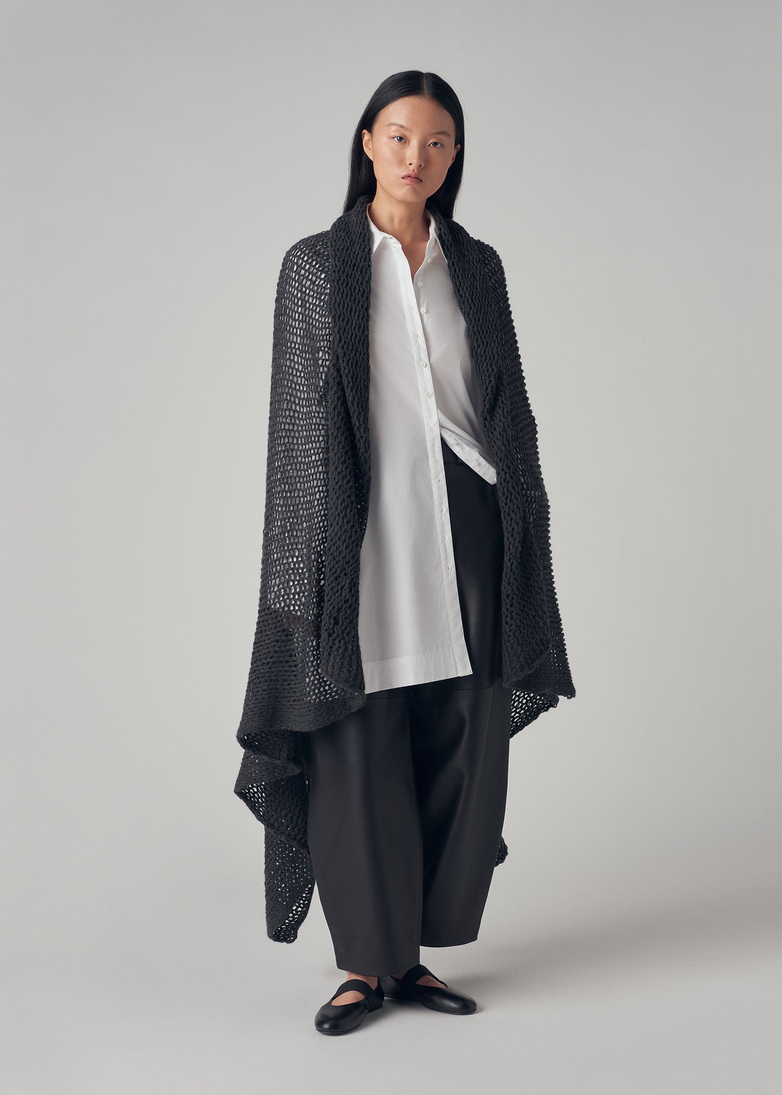 Oversized Scarf in Cashmere - Dark Grey - CO Collections