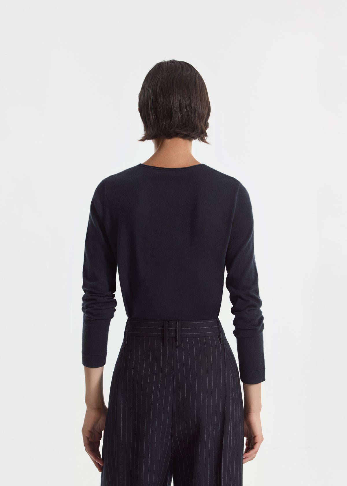 Rolled Crewneck Sweater in Fine Cashmere - Nocturne, image 3 of 4