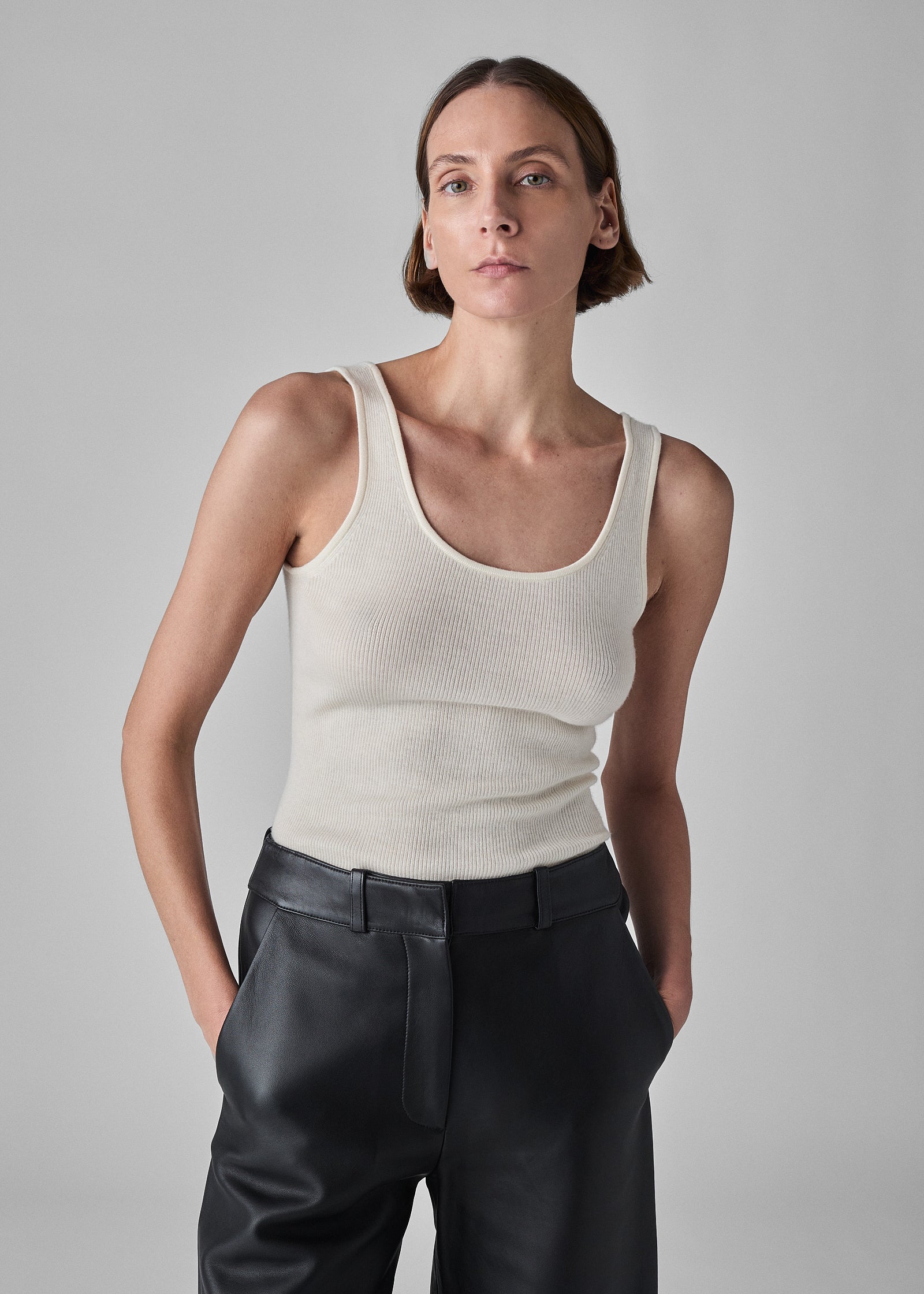 Sweater Tank in Fine Cashmere - Ivory