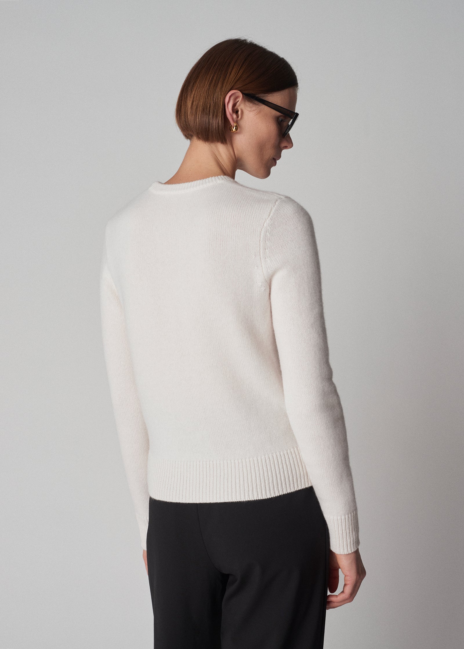 Classic Crew Neck in Cashmere - Ivory - CO Collections