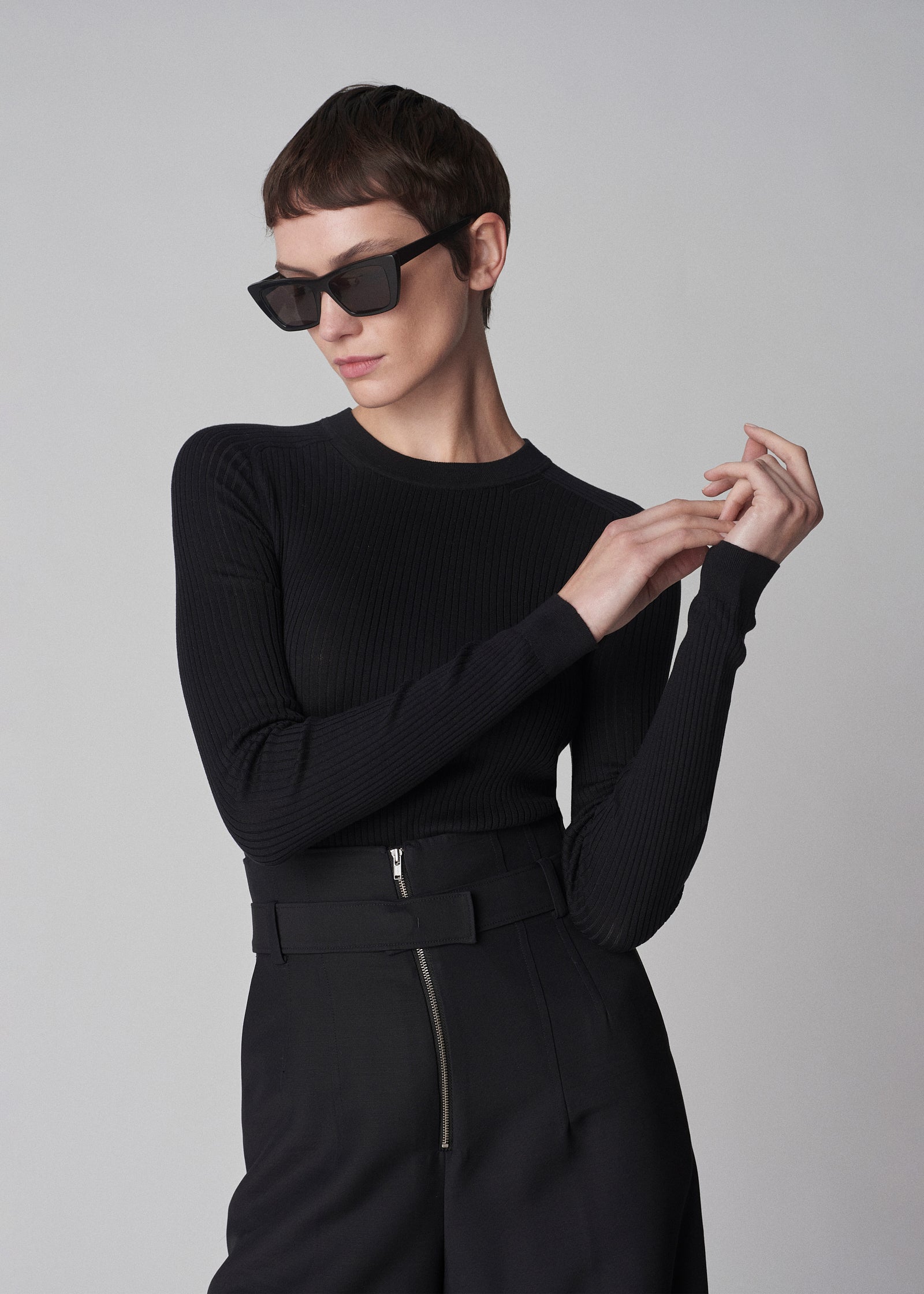 Long Sleeve Fitted Top in Silk Knit - Black - CO Collections