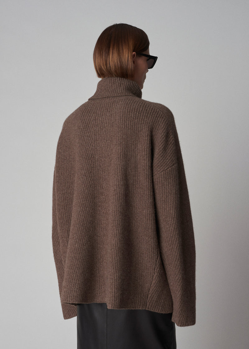 Turtleneck Sweater in Yak Wool - Brown Melange - CO