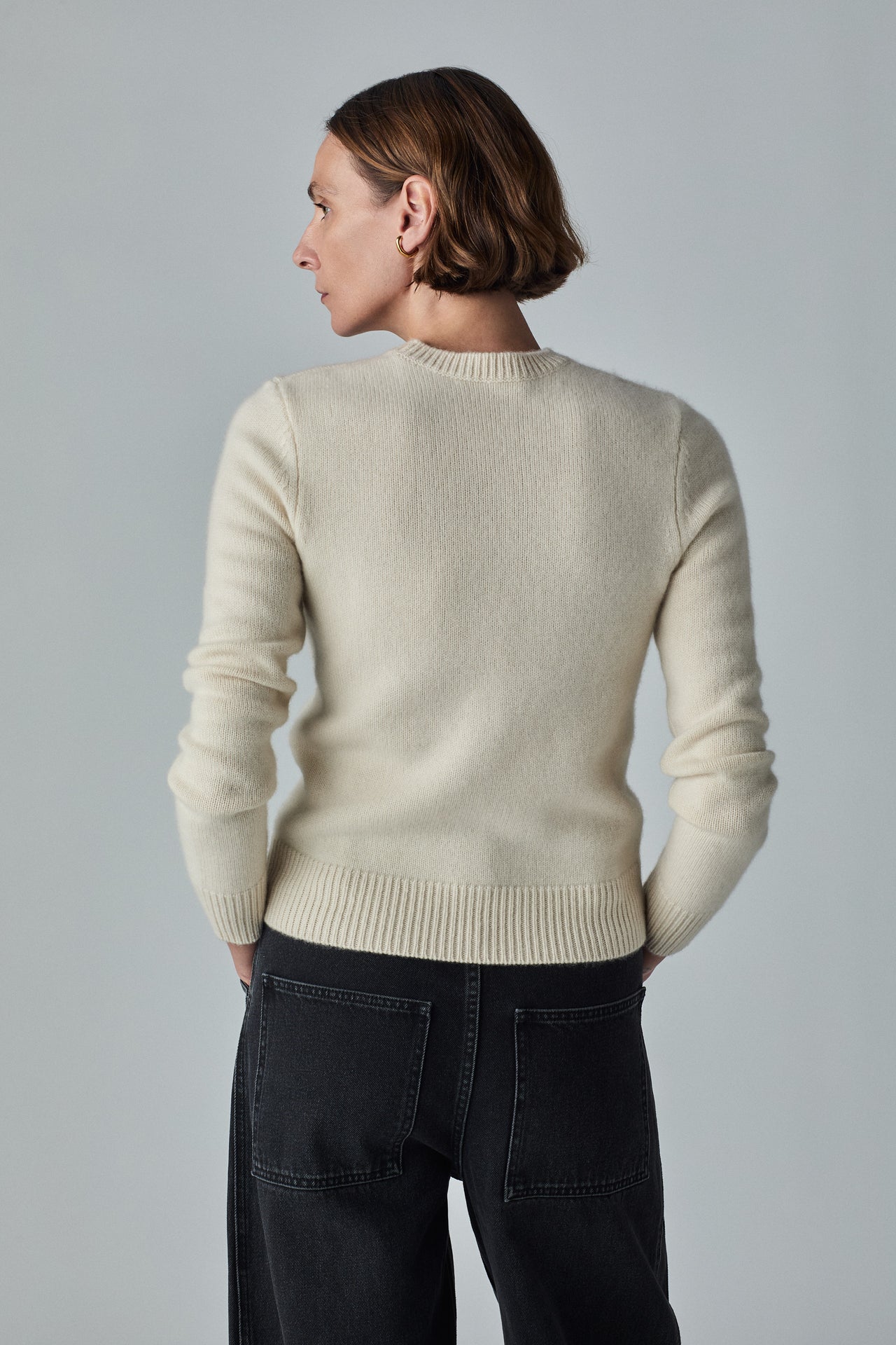 Classic Crew Neck in Cashmere - Ivory - CO