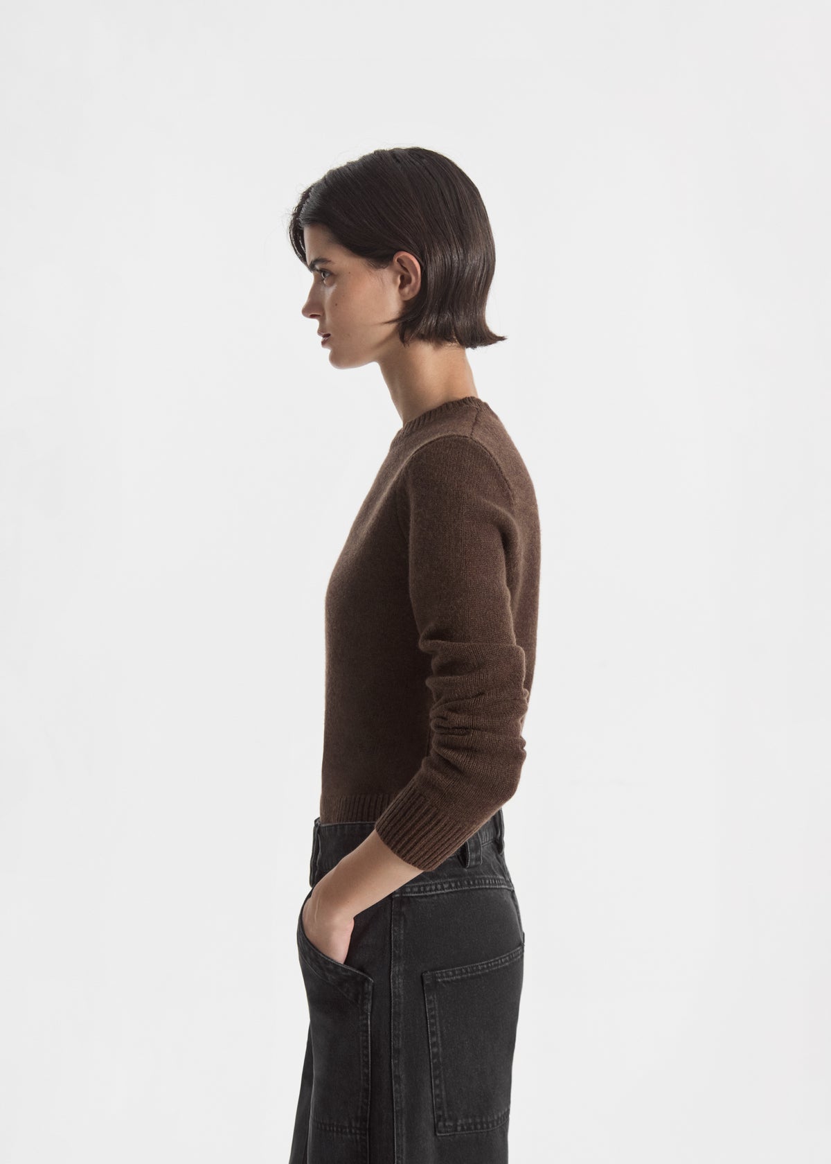 Crew Sweater in Cashmere - Brown, image 2 of 3