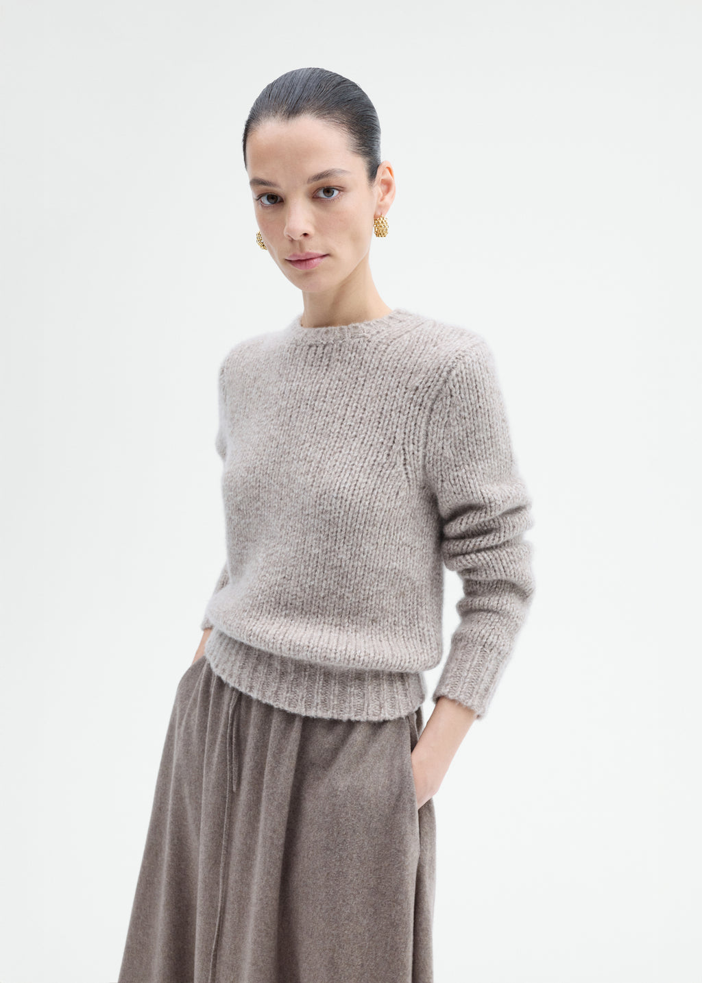 Fitted Crew Sweater in Cashmere - Hickory - CO