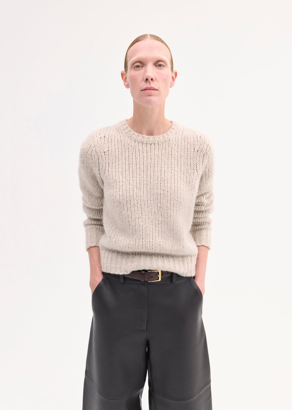 Fitted Crew in Cashmere Silk  - Arctic - CO