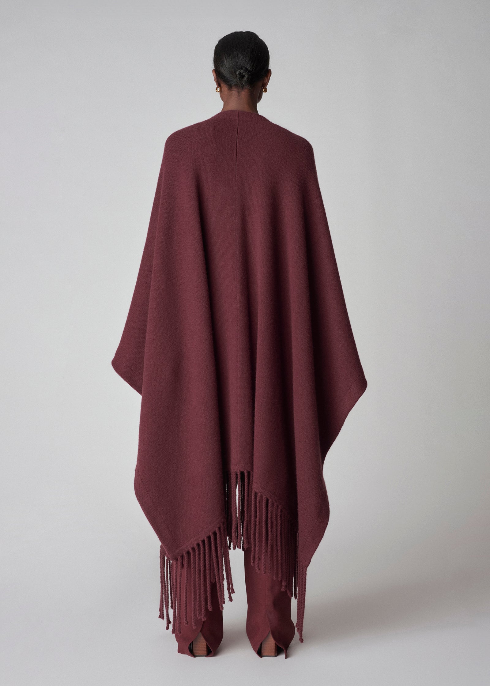 Fringe Poncho in Wool Cashmere Knit - Bordeaux