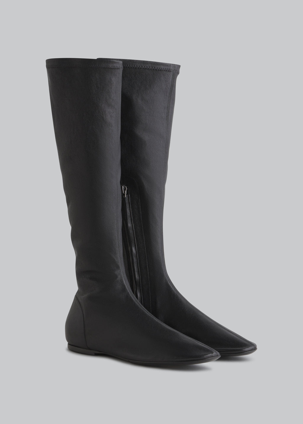 Round Toe Knee High Bootie in Lambskin - Black - CO