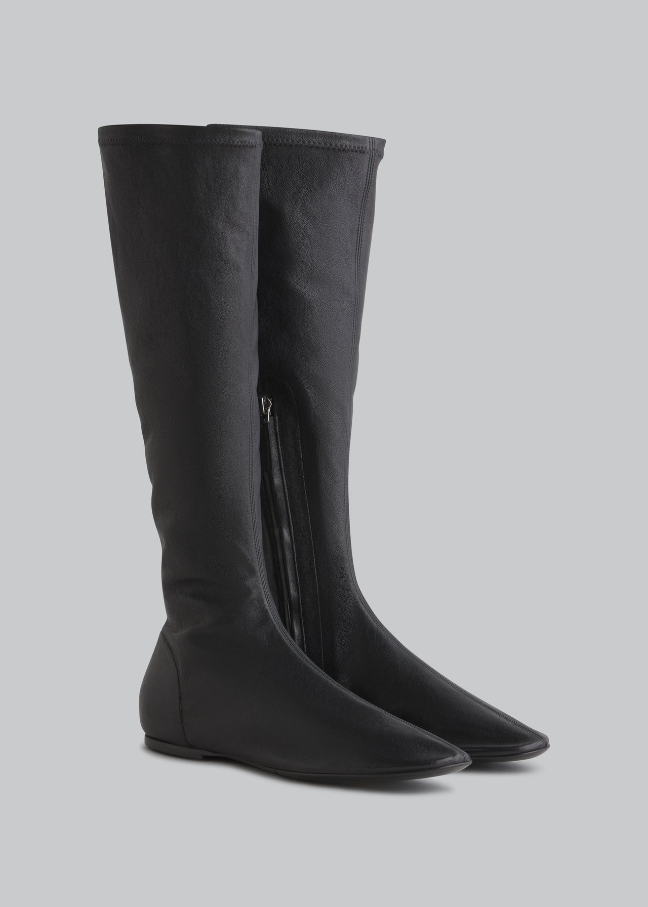 Round Toe Knee High Bootie in Lambskin - Black