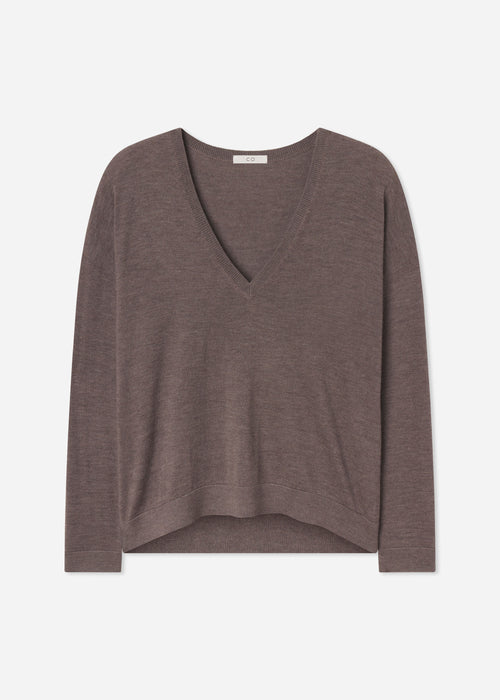 V-Neck Sweater in Fine Cashmere - Hazelnut, image 5 of 5