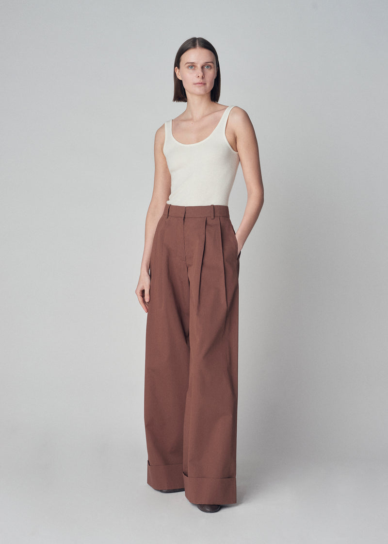 Wide Leg Cuffed Hem Trouser in Cotton Poplin - Brown - CO