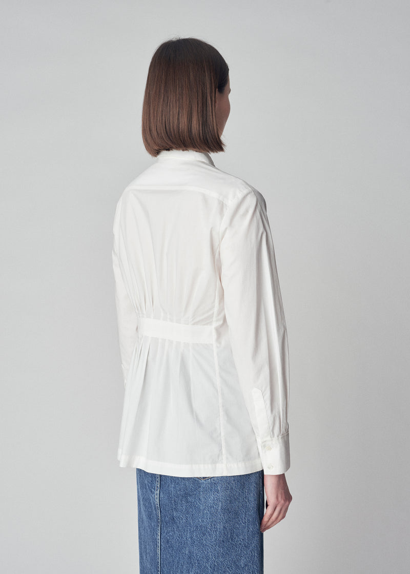 Waisted Utility Shirt in Cotton Poplin  - Ivory - CO