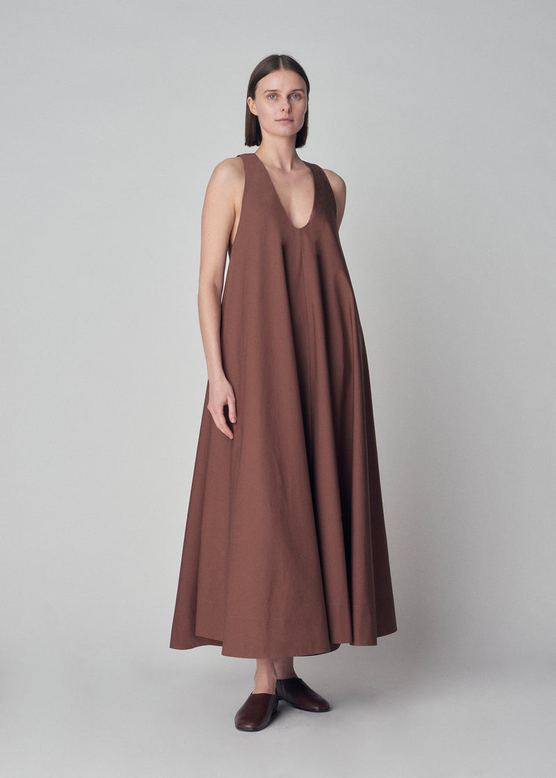 Sleeveless V-Neck Tent Dress in Cotton - Brown - CO