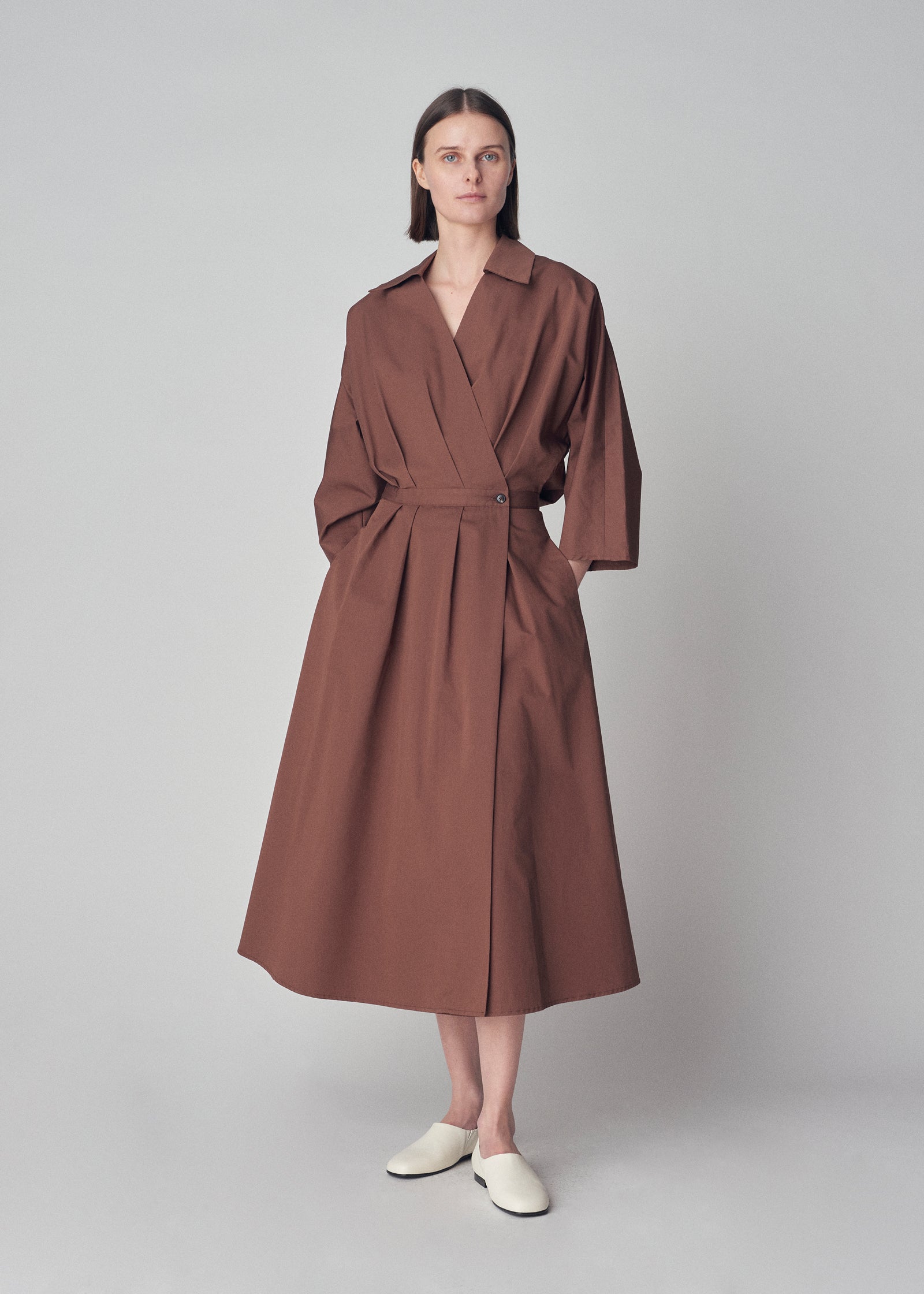 Waisted Blouson Dress in Cotton - Brown - CO Collections