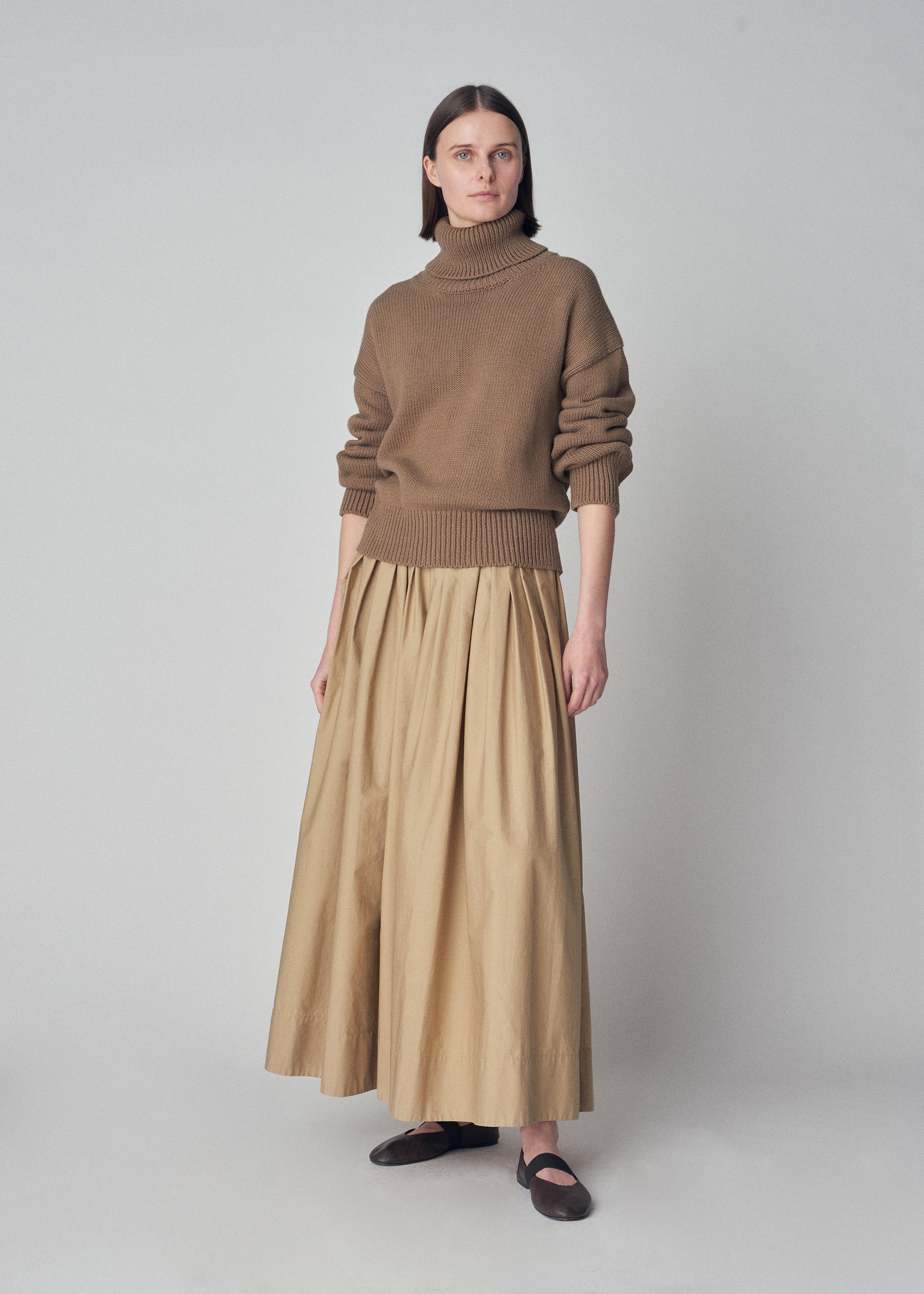 Pull On Midi Skirt in Cotton Poplin -  Khaki - CO Collections