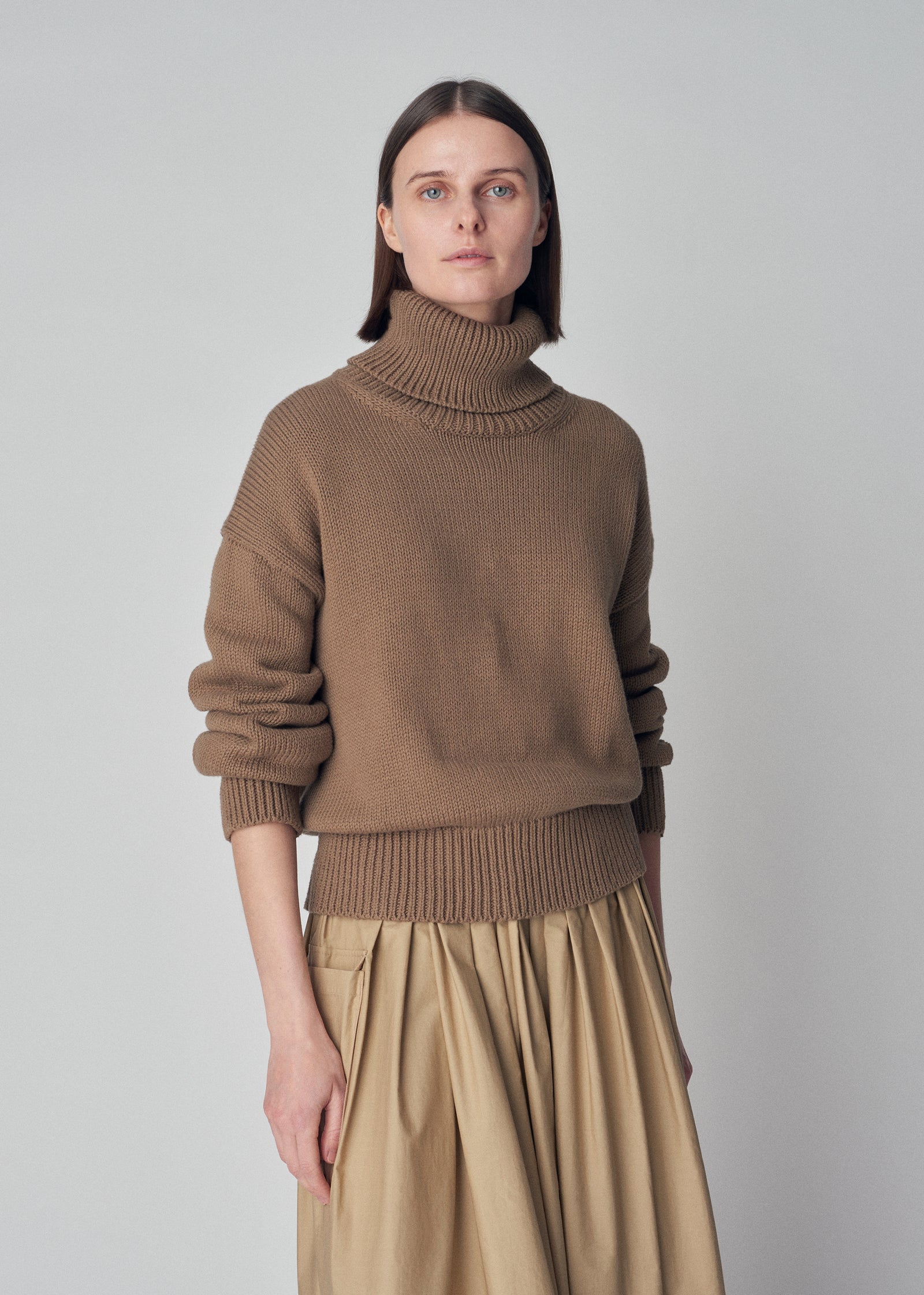 Turtleneck Sweater in Cotton Knit  - Taupe - CO Collections