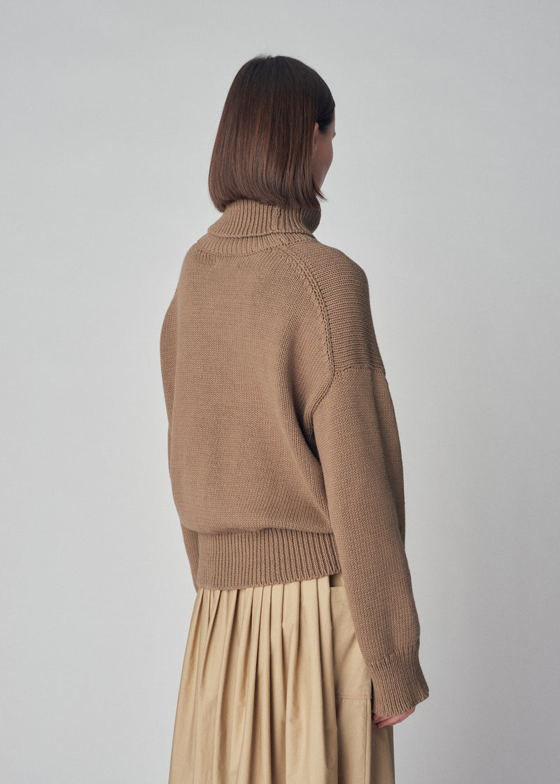 Turtleneck Sweater in Cotton Knit  - Taupe - CO