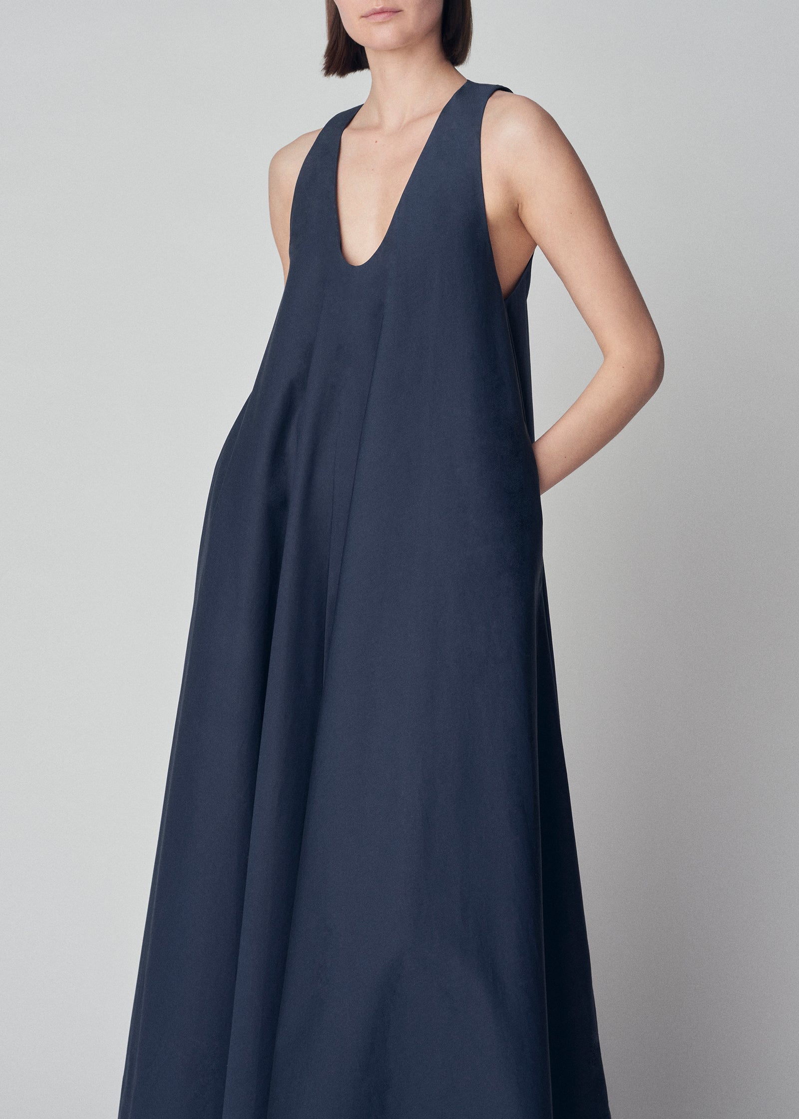 Sleeveless V-Neck Tent Dress in Silk Cotton - Navy - CO Collections