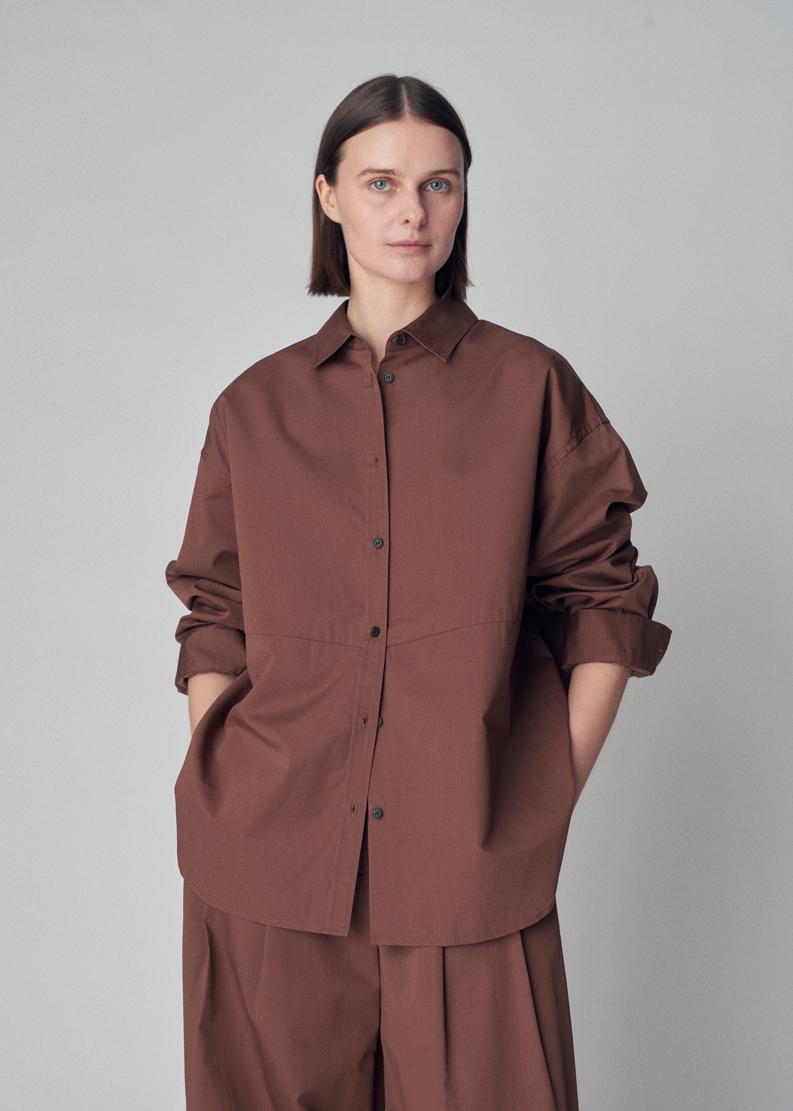 Sculptural Button Down Shirt in Cotton Silk - Brown - CO Collections